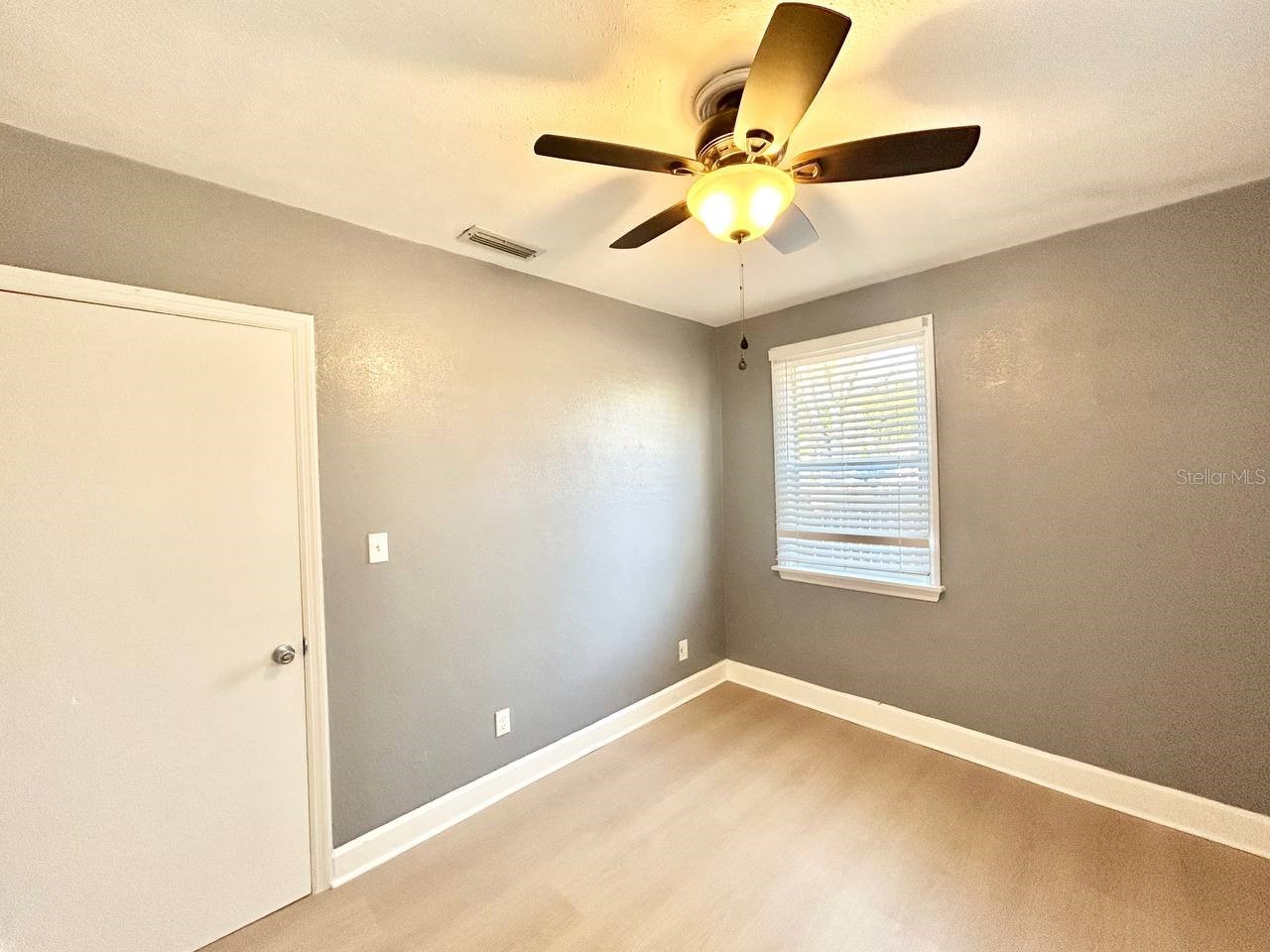 2720 Edwards Avenue S Saint Petersburg FL 33705 TB8478147 image11