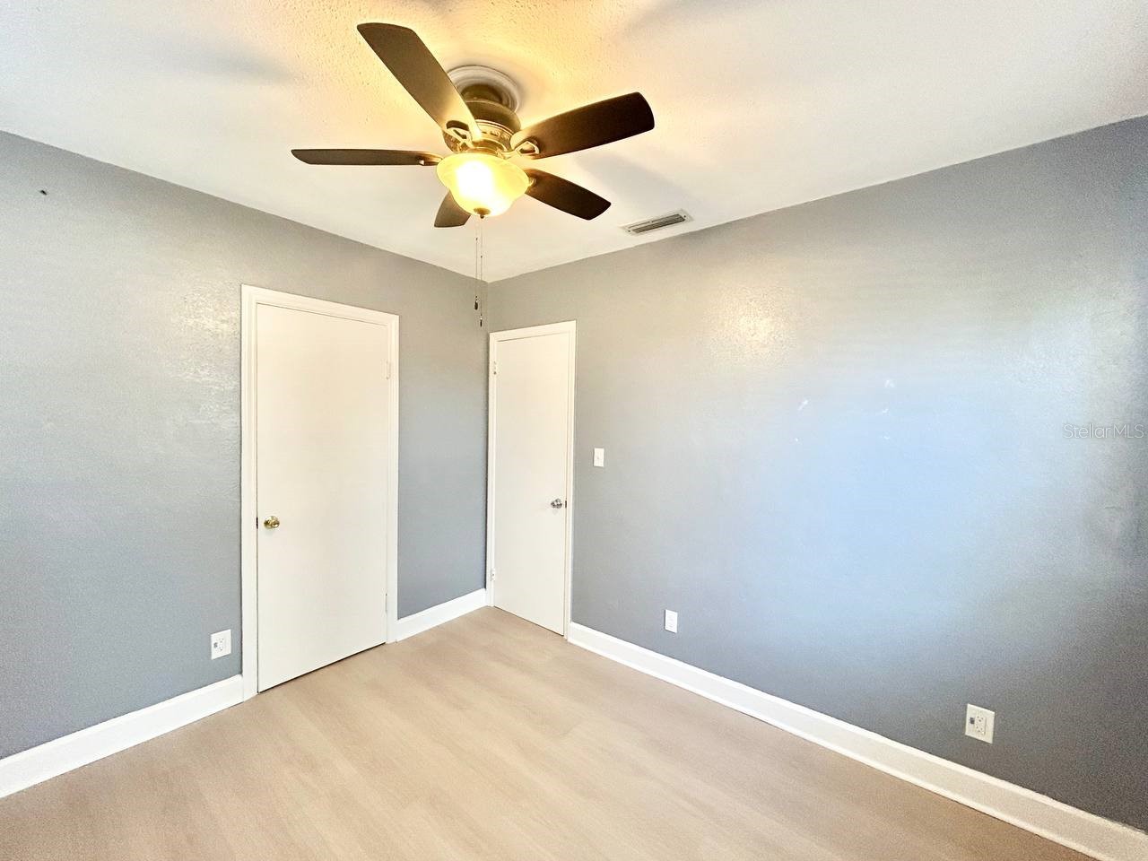 2720 Edwards Avenue S Saint Petersburg FL 33705 TB8478147 image12