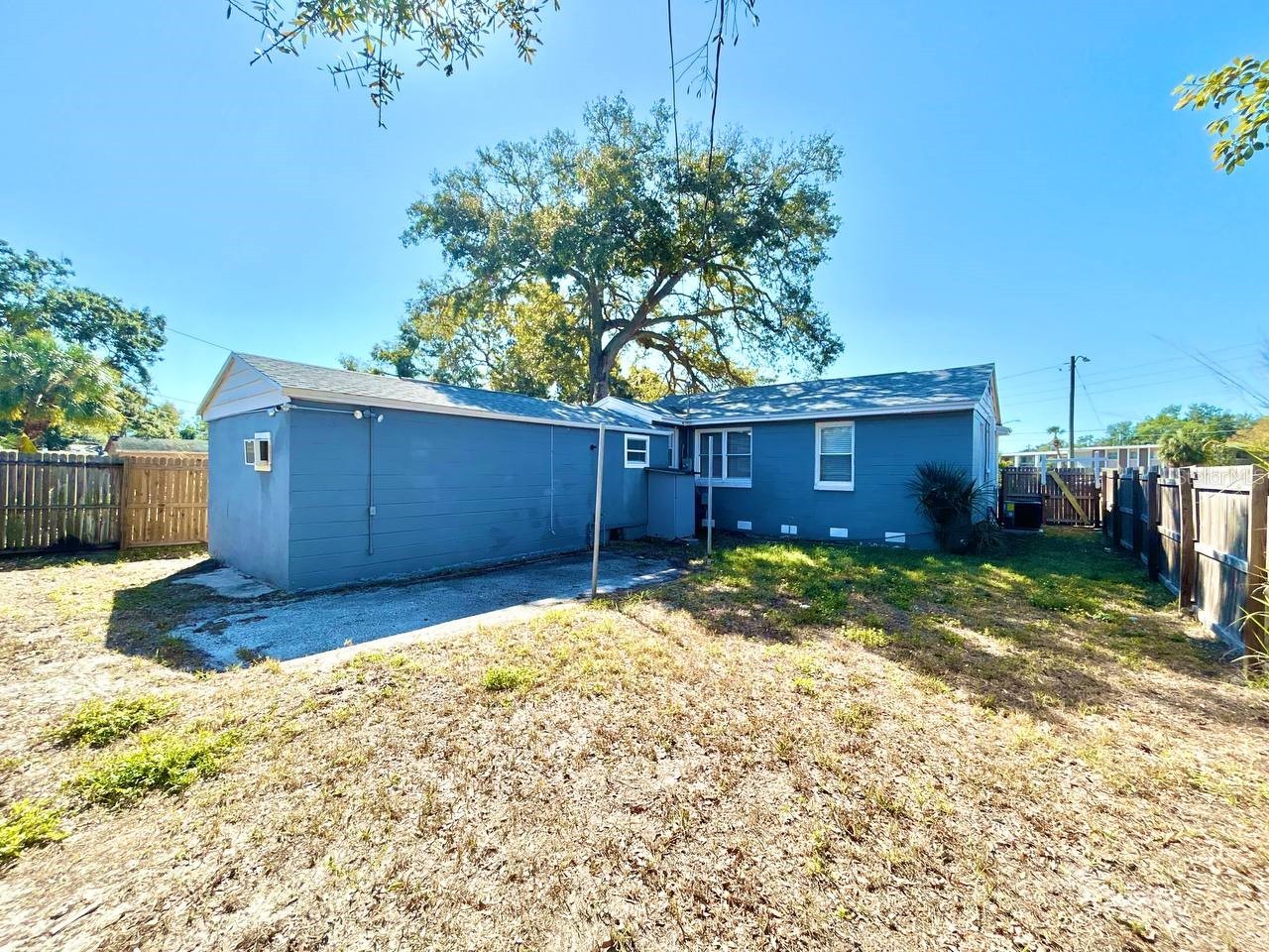 2720 Edwards Avenue S Saint Petersburg FL 33705 TB8478147 image19