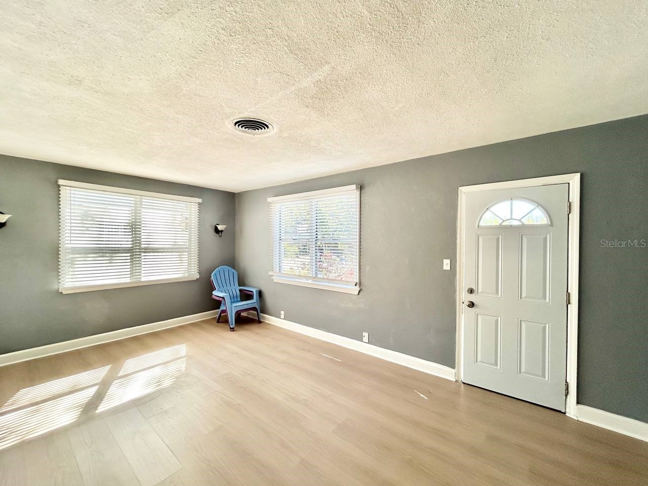 2720 Edwards Avenue S Saint Petersburg FL 33705 TB8478147 image5