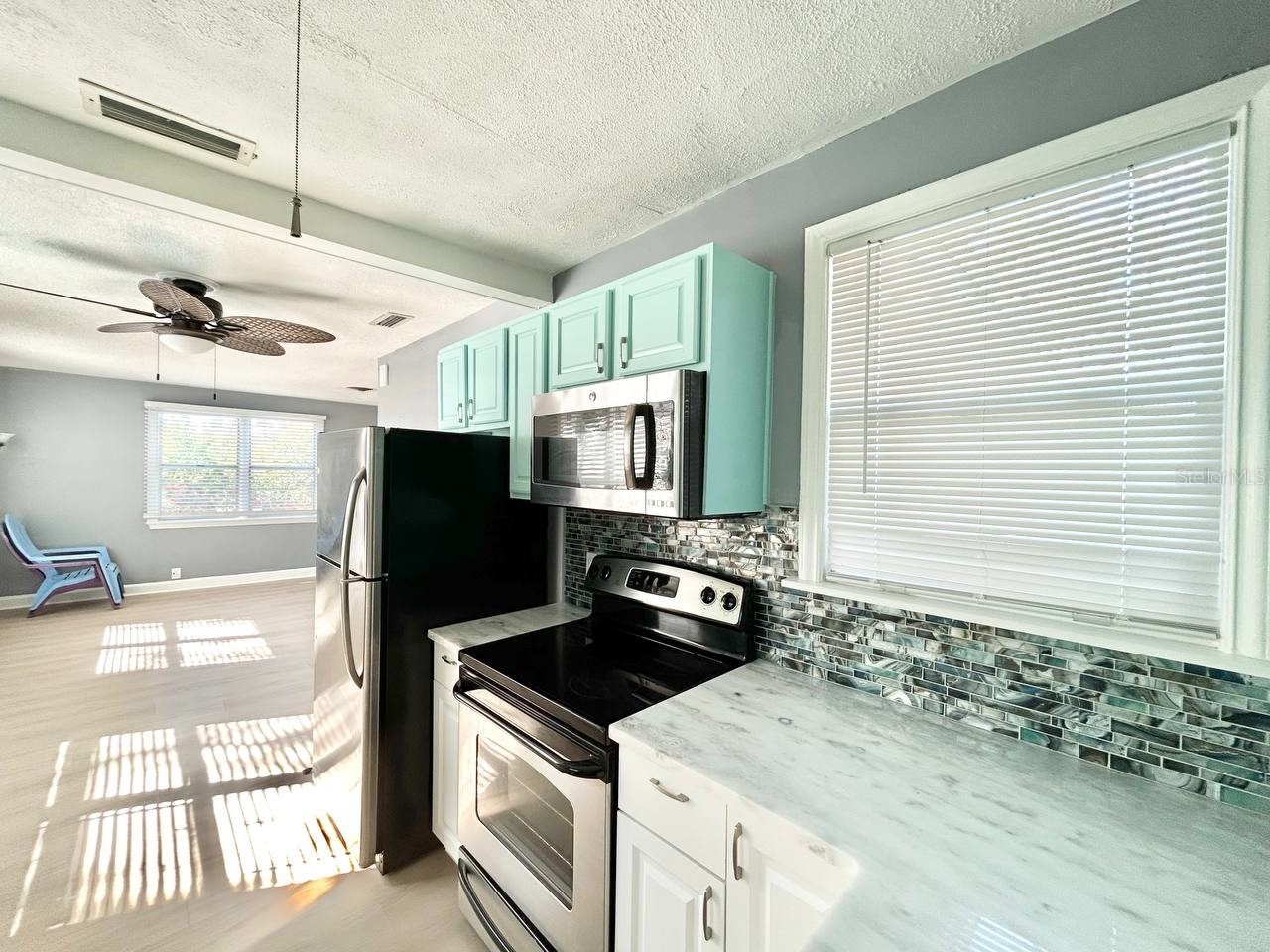 2720 Edwards Avenue S Saint Petersburg FL 33705 TB8478147 image8