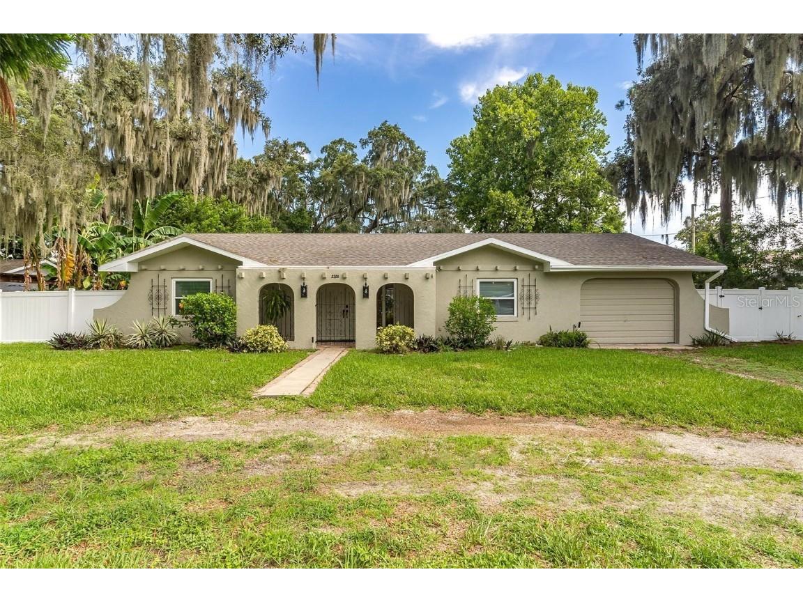 2720 Grand Island Shores Road Eustis FL 32726 G5083896 image1
