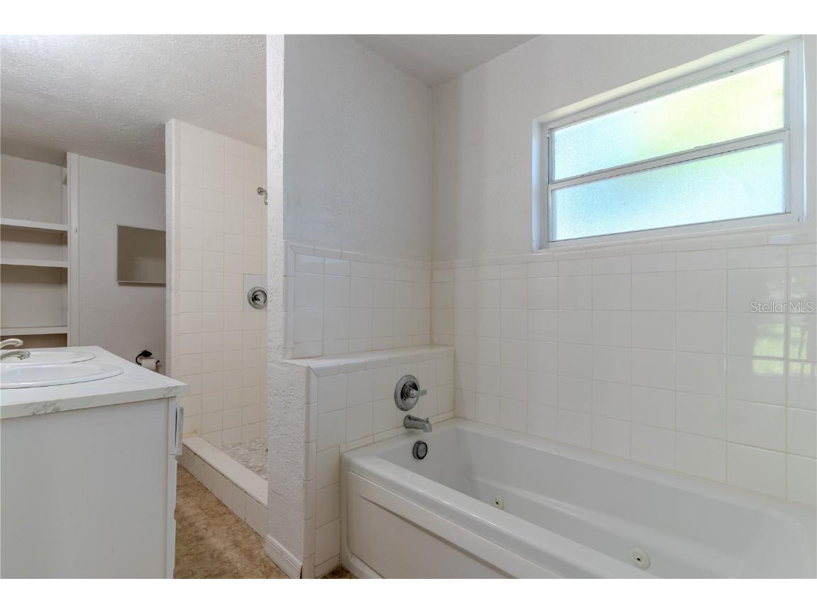 2720 NW Avenue V Winter Haven FL 33881 P4936014 image12