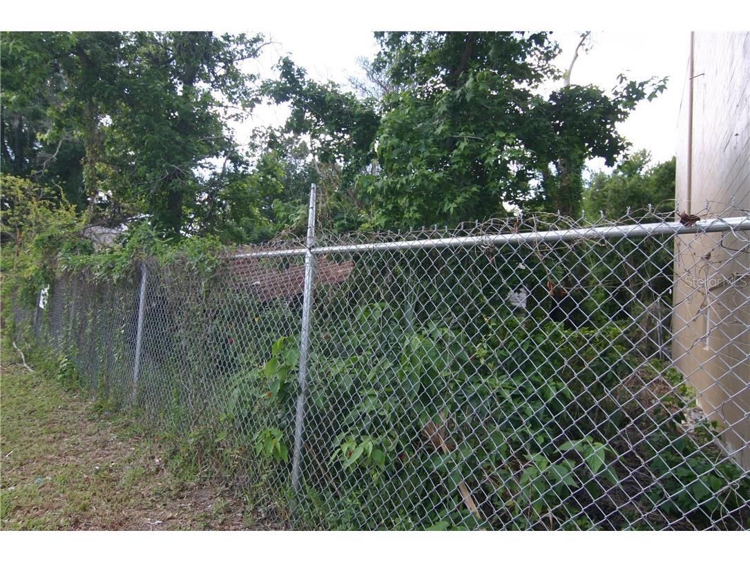 2720 Old Winter Garden Road Orlando FL 32805 O5434851 image5