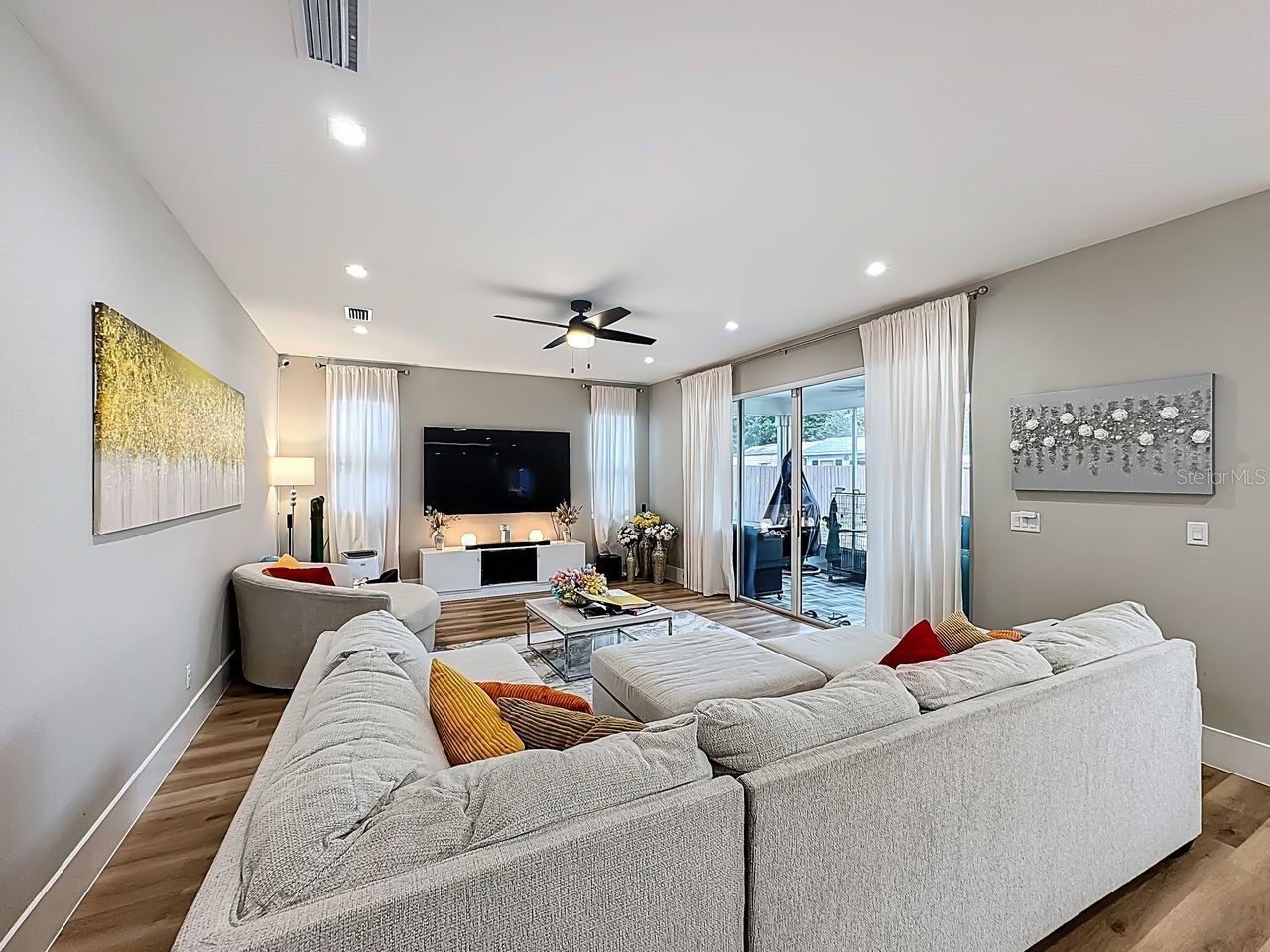 2720 S Shine Avenue Orlando FL 32806 O6385122 image17