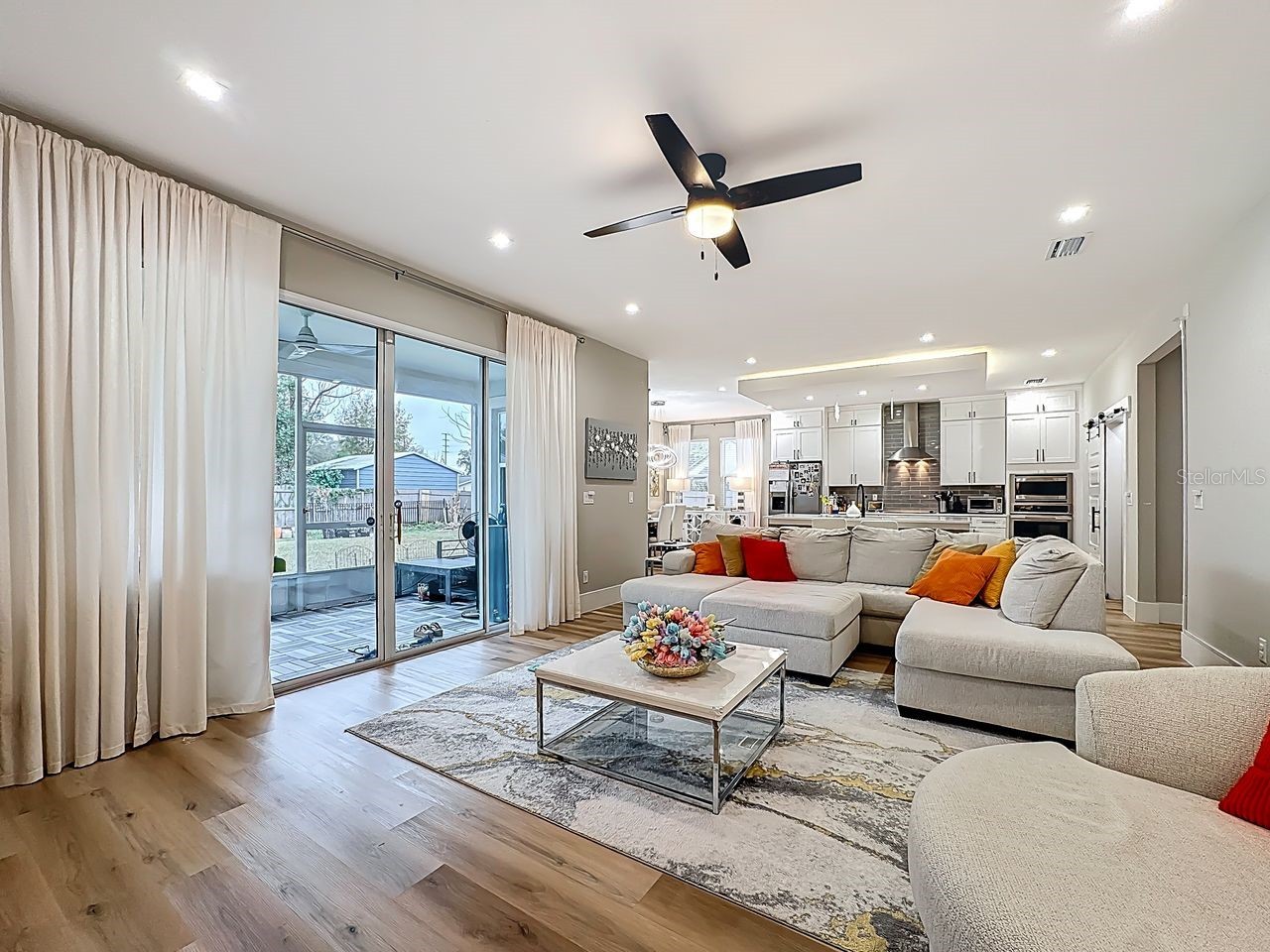 2720 S Shine Avenue Orlando FL 32806 O6385122 image19