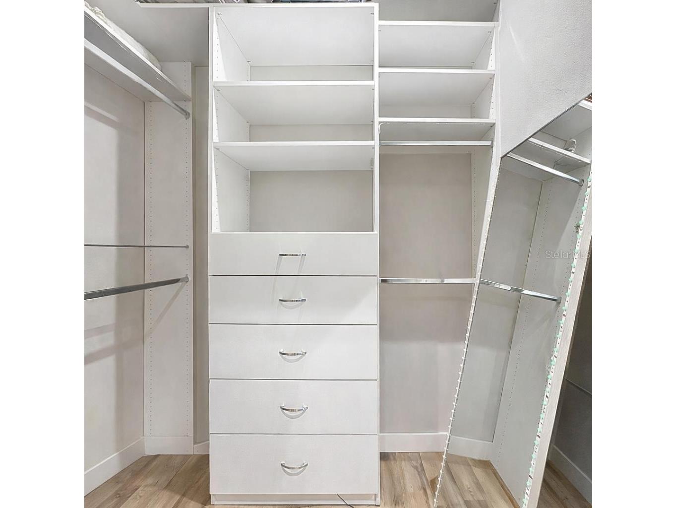 2720 S Shine Avenue Orlando FL 32806 O6385122 image29