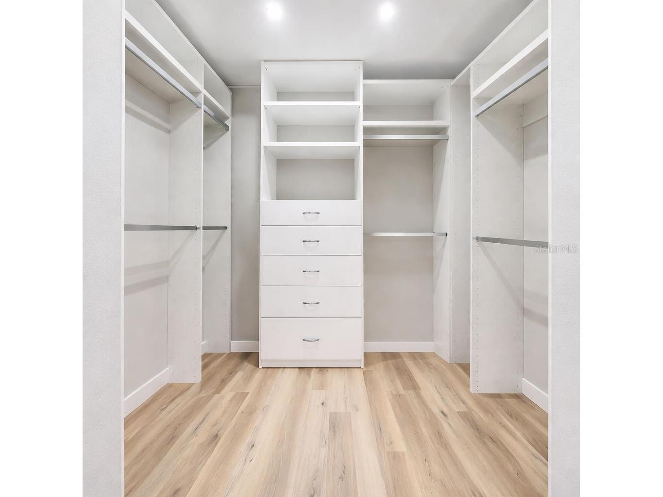 2720 S Shine Avenue Orlando FL 32806 O6385122 image30