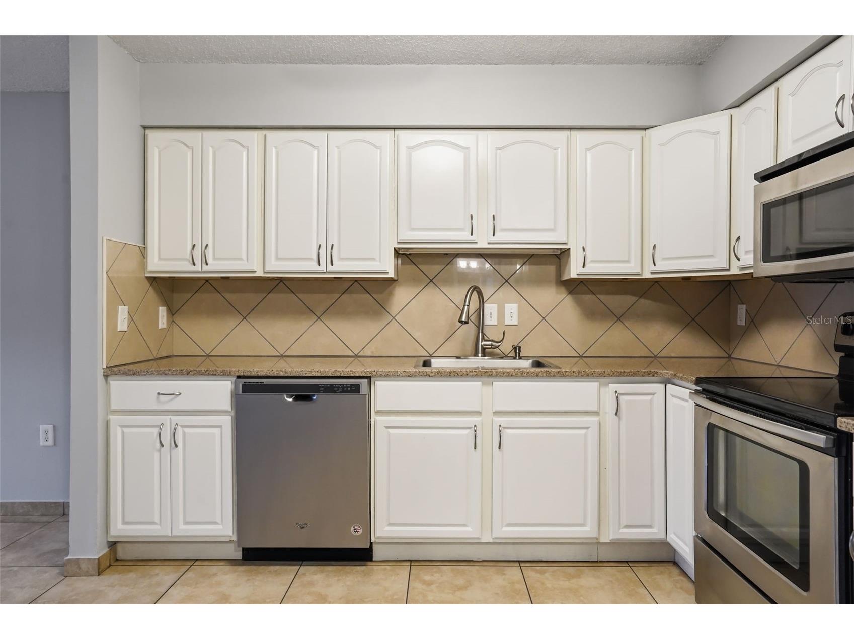 2720 S Sunrise Court #2 Orlando FL 32806 O6416687 image13