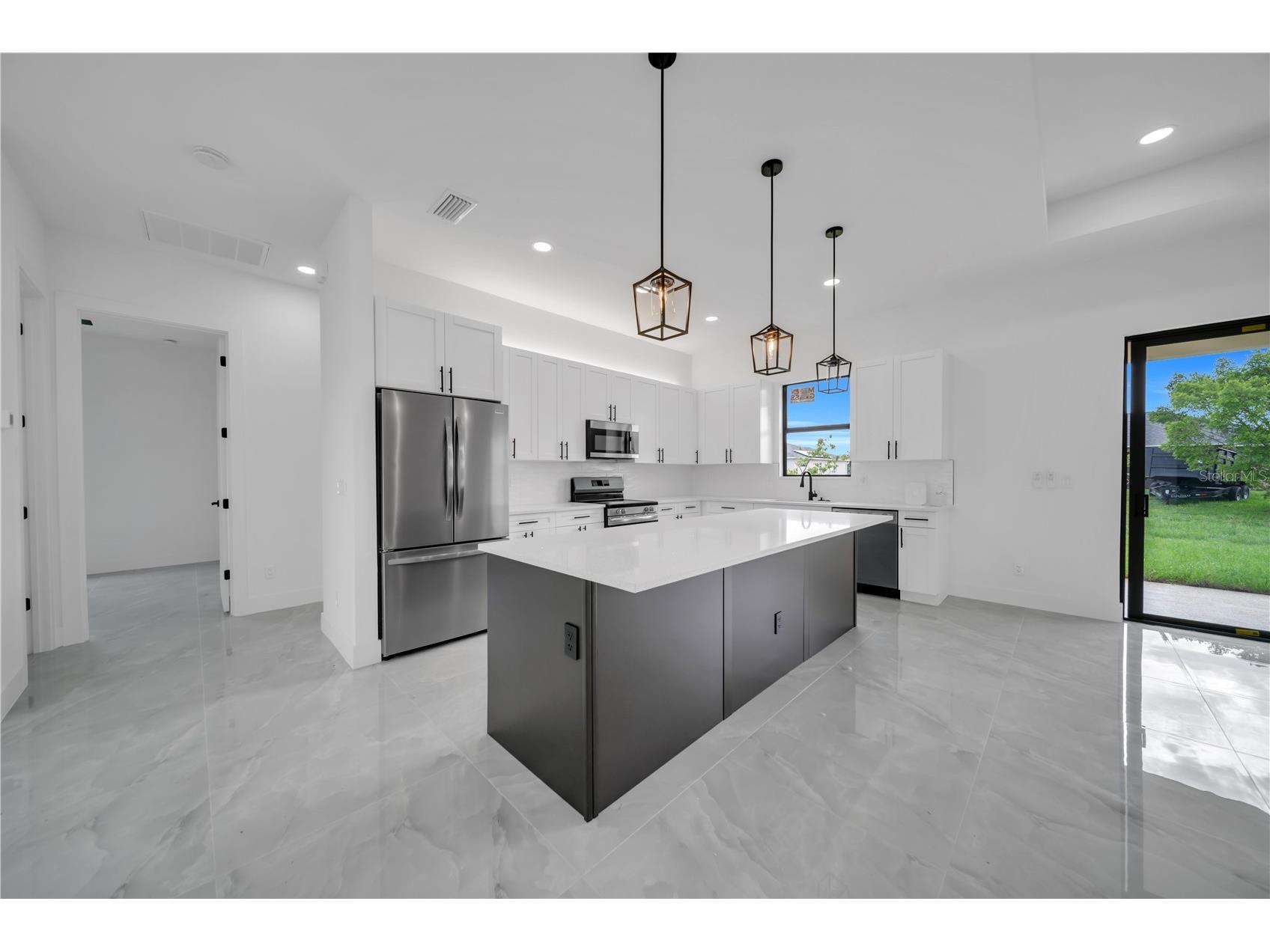 2720 Santa Barbara Boulevard N Cape Coral FL 33993 TB8497042 image12