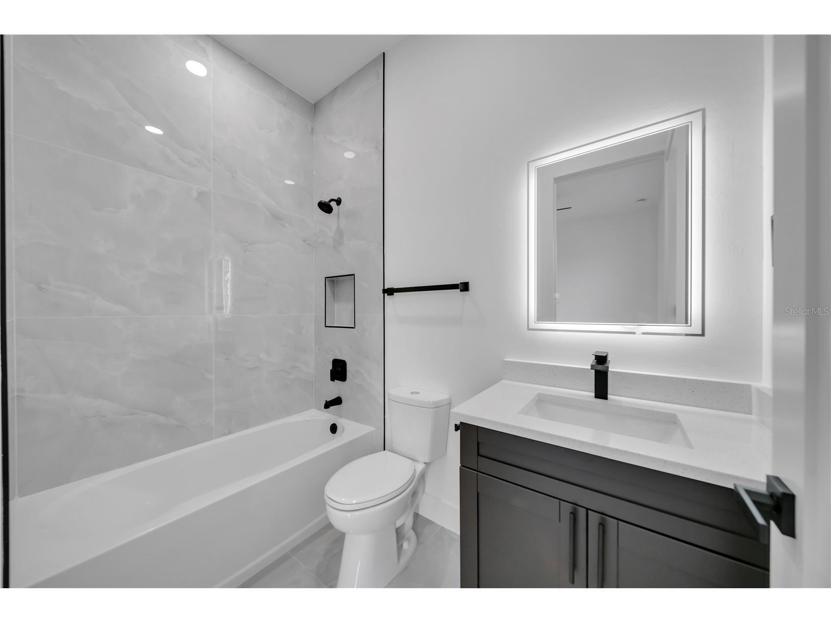 2720 Santa Barbara Boulevard N Cape Coral FL 33993 TB8497042 image16
