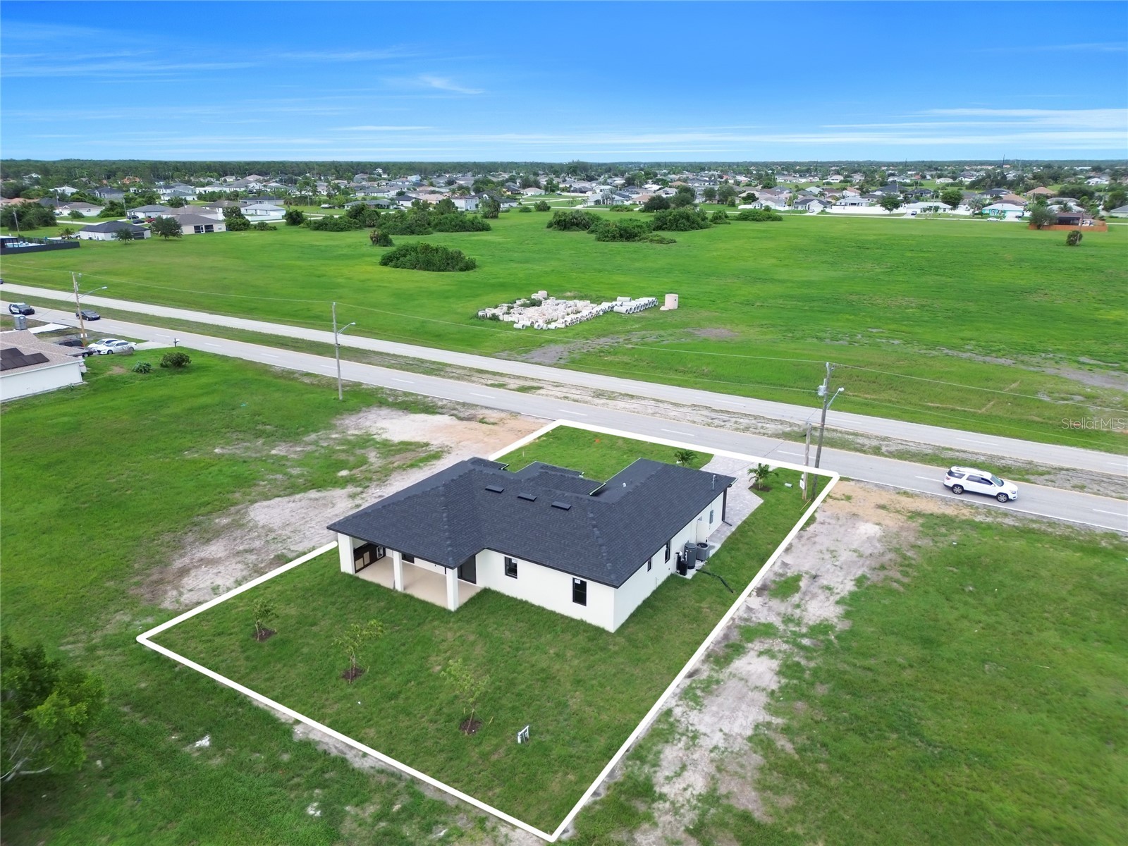 2720 Santa Barbara Boulevard N Cape Coral FL 33993 TB8497042 image2
