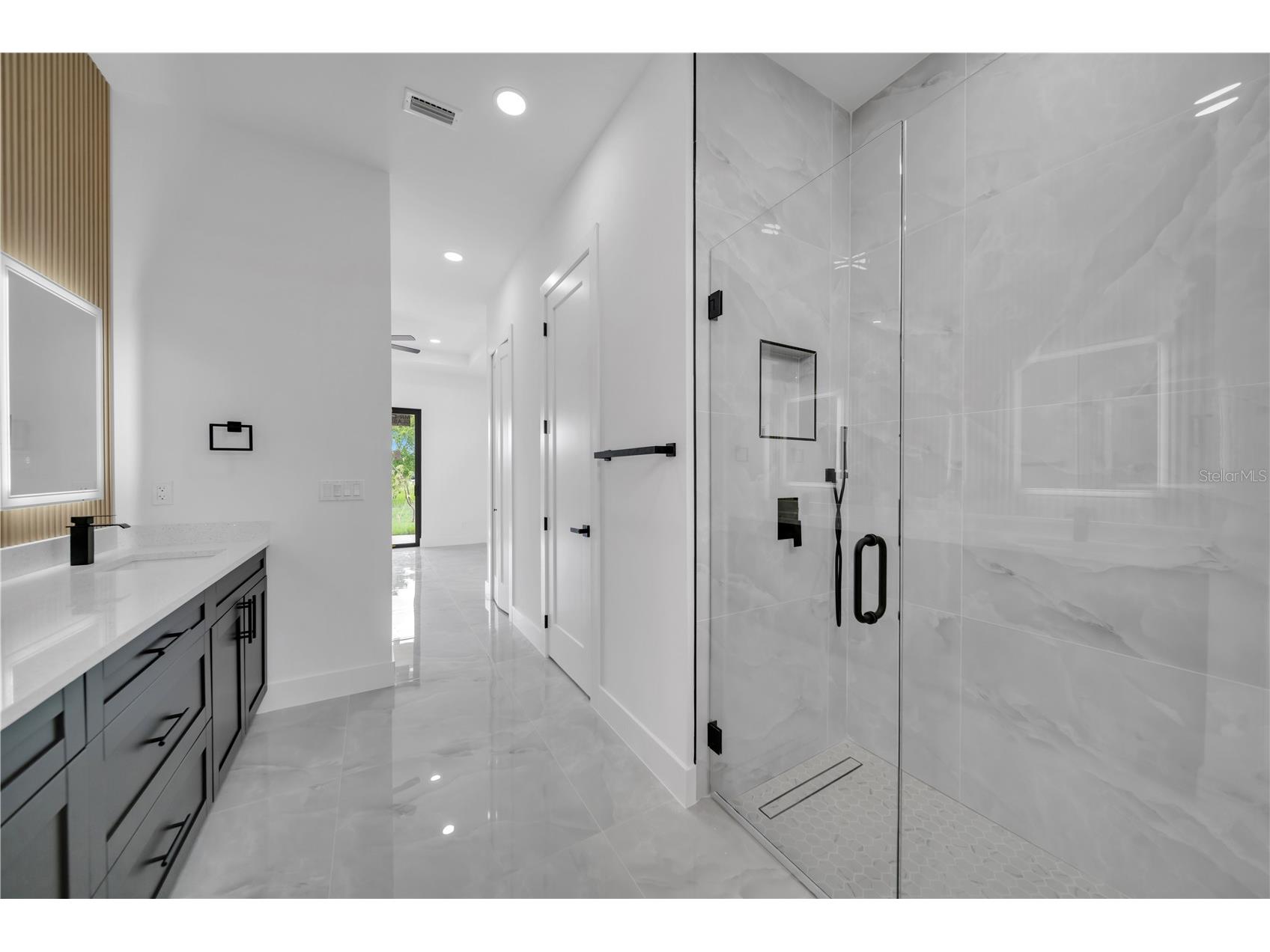 2720 Santa Barbara Boulevard N Cape Coral FL 33993 TB8497042 image33