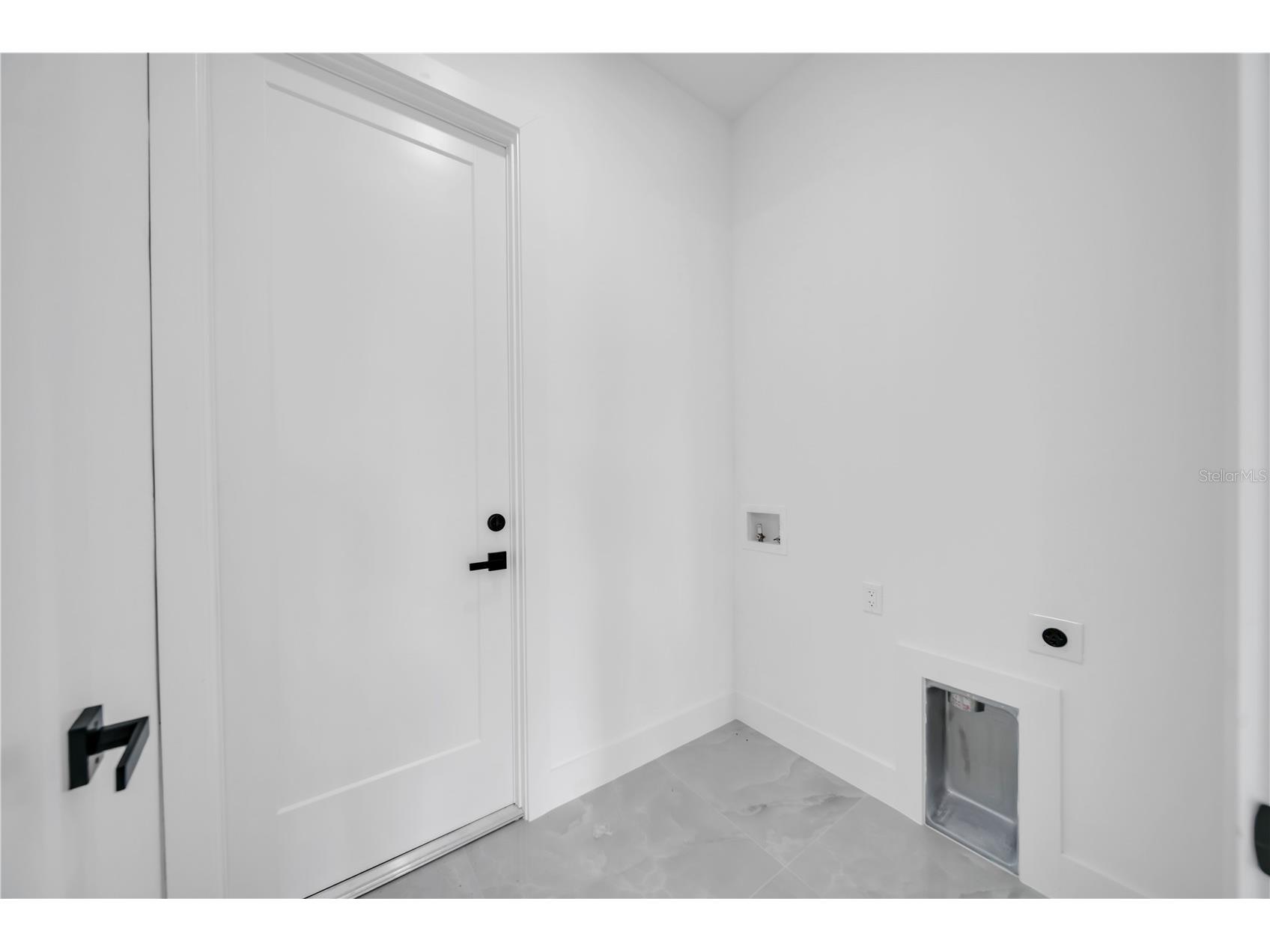 2720 Santa Barbara Boulevard N Cape Coral FL 33993 TB8497042 image36