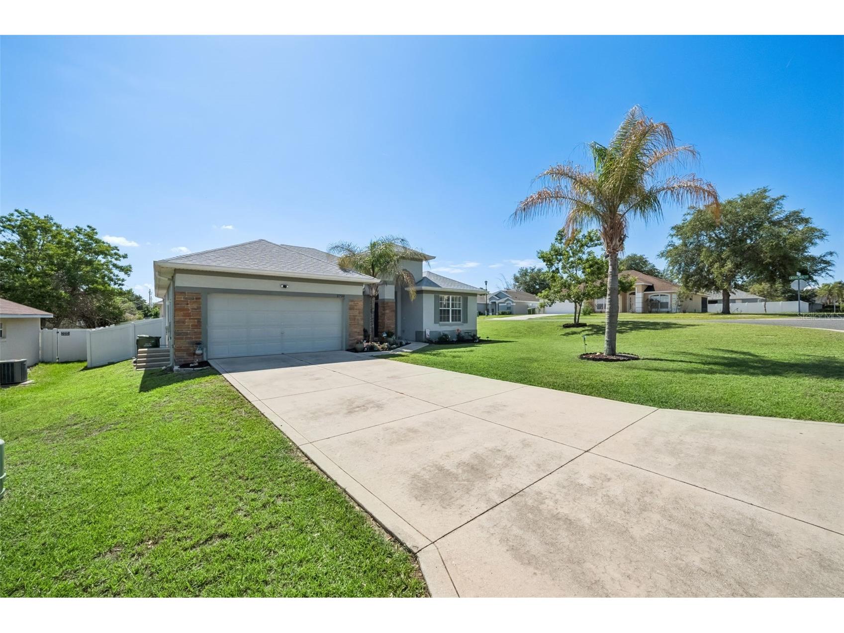 2720 Savannah Drive Leesburg FL 34748 G5112225 image2