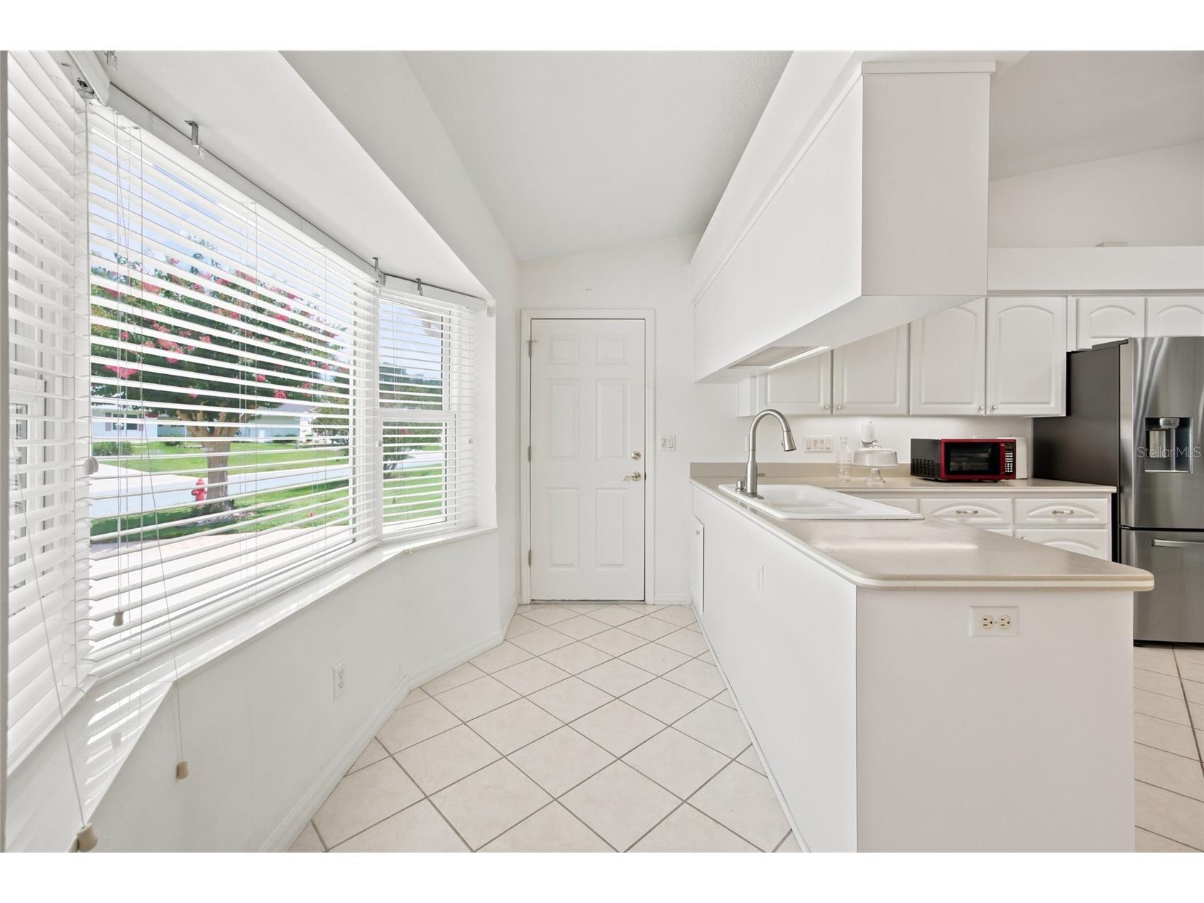 27202 Racquet Circle Leesburg FL 34748 G5114592 image16