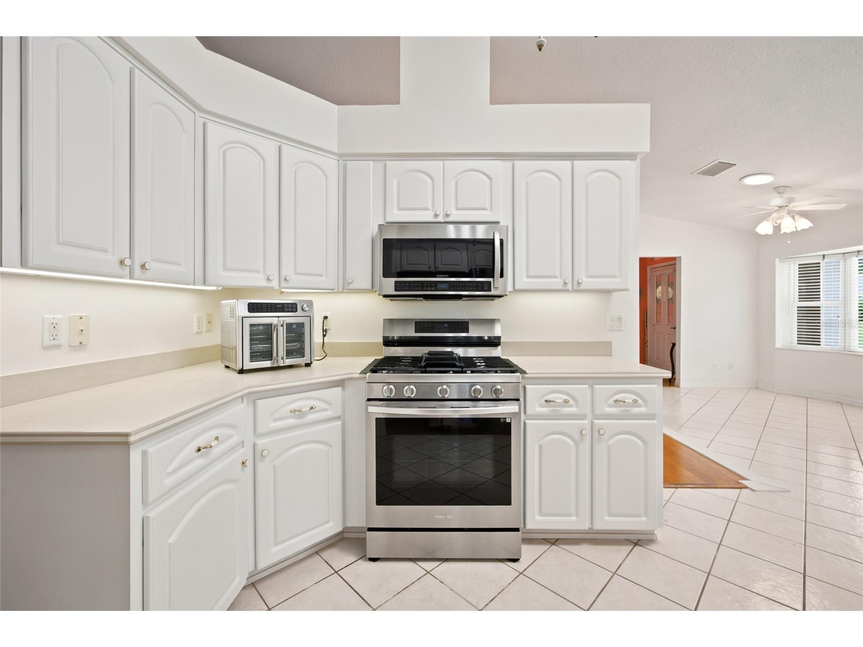 27202 Racquet Circle Leesburg FL 34748 G5114592 image20