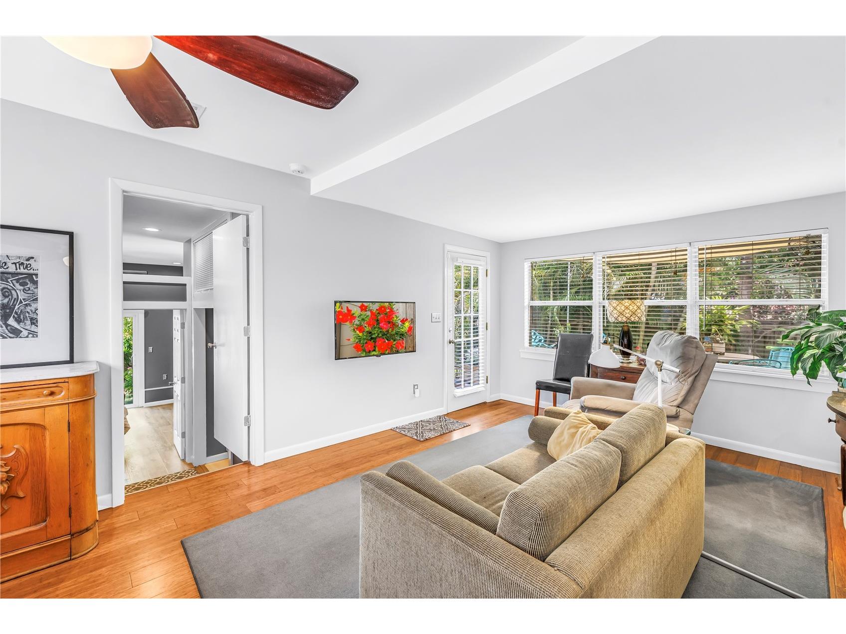 2721 4th Avenue S Saint Petersburg FL 33712 TB8505977 image20