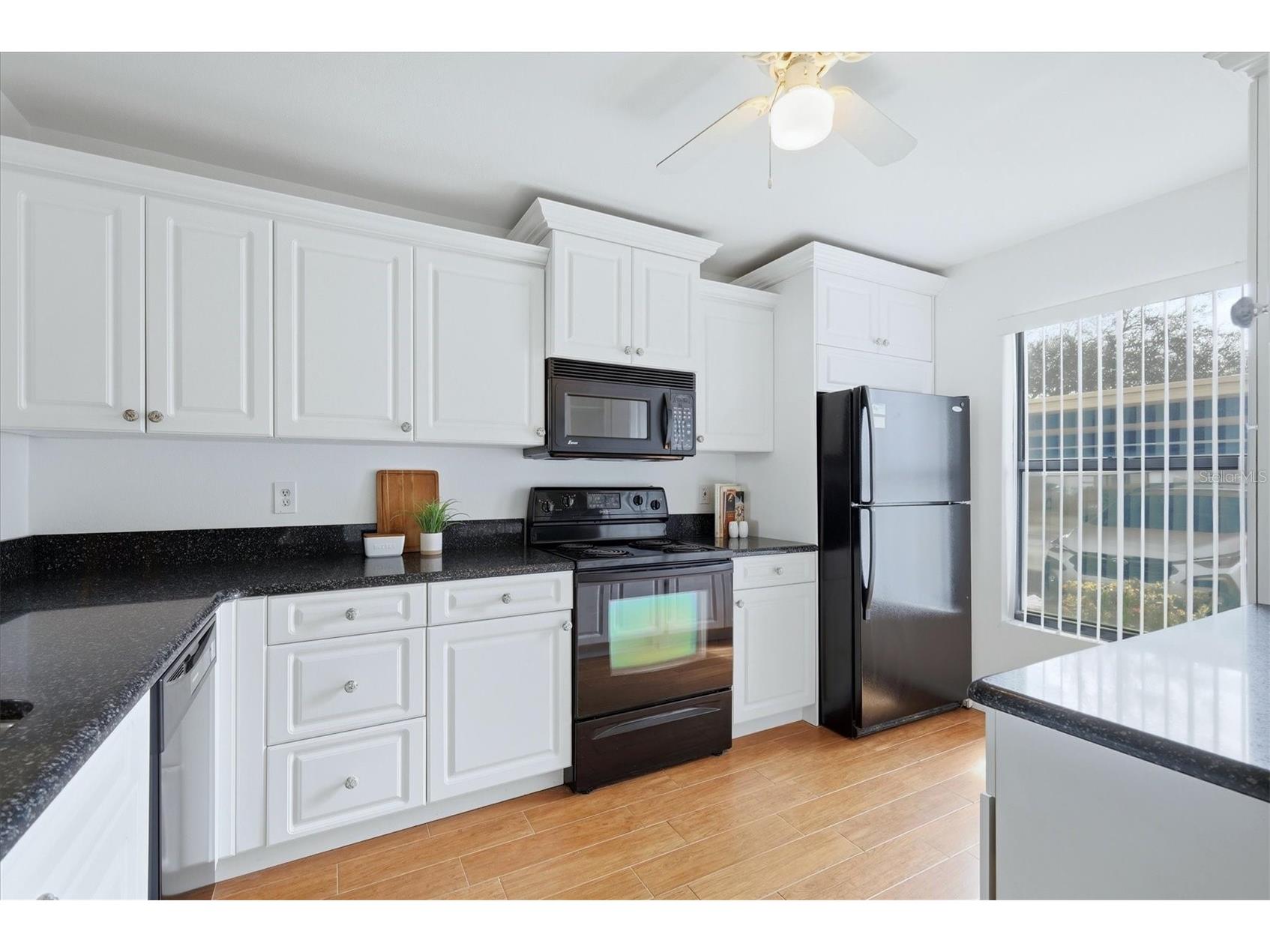 2721 60th Avenue Drive W #B Bradenton FL 34207 A4685008 image13