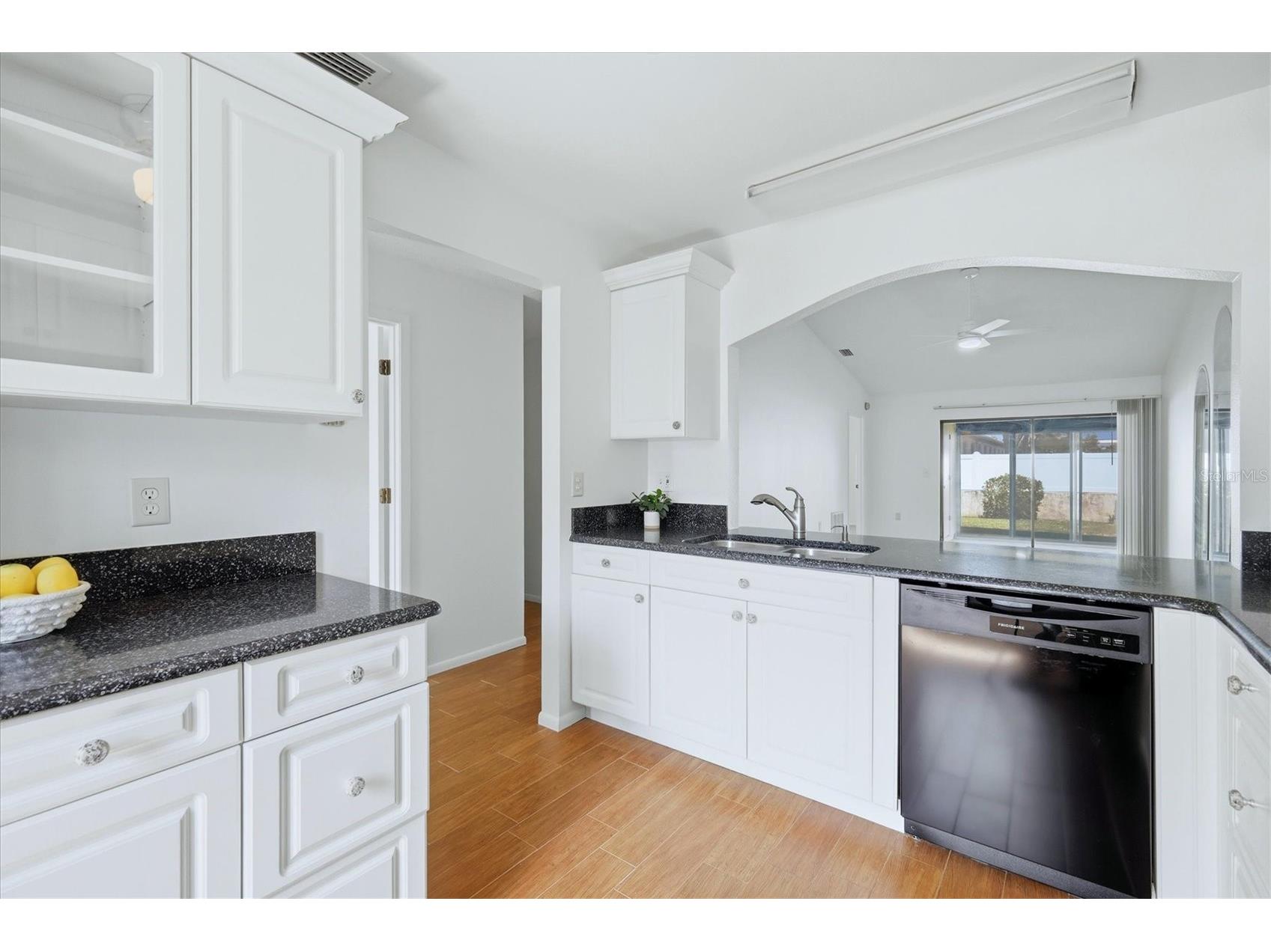 2721 60th Avenue Drive W #B Bradenton FL 34207 A4685008 image15