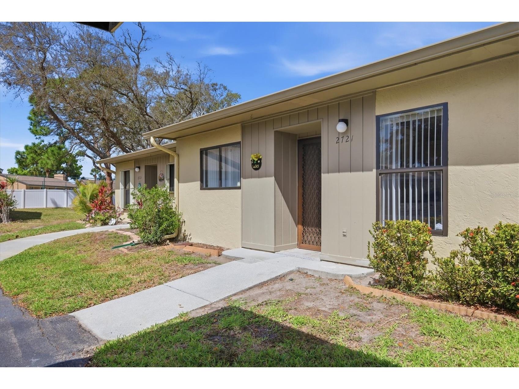 2721 60th Avenue Drive W #B Bradenton FL 34207 A4685008 image2