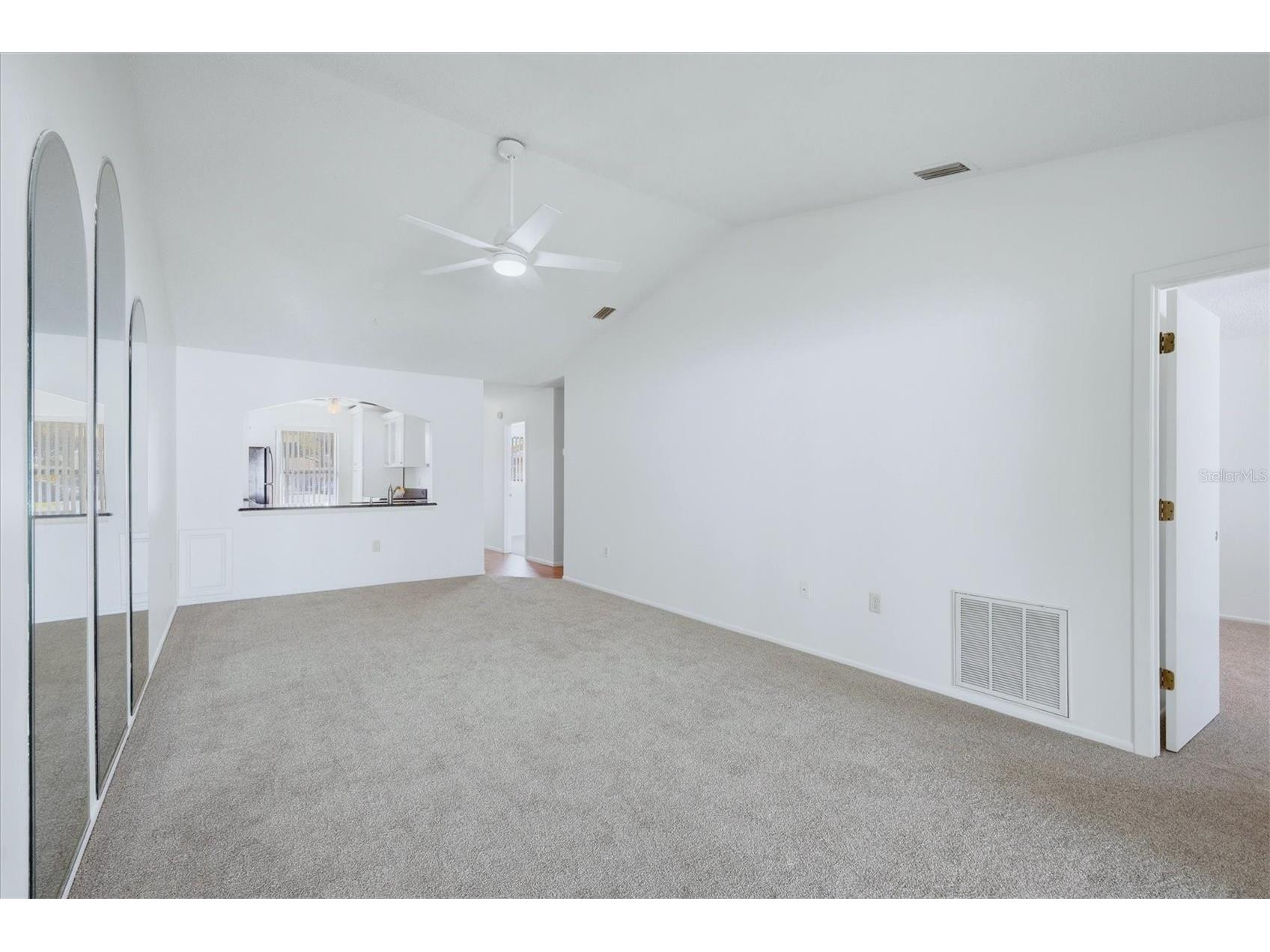 2721 60th Avenue Drive W #B Bradenton FL 34207 A4685008 image9