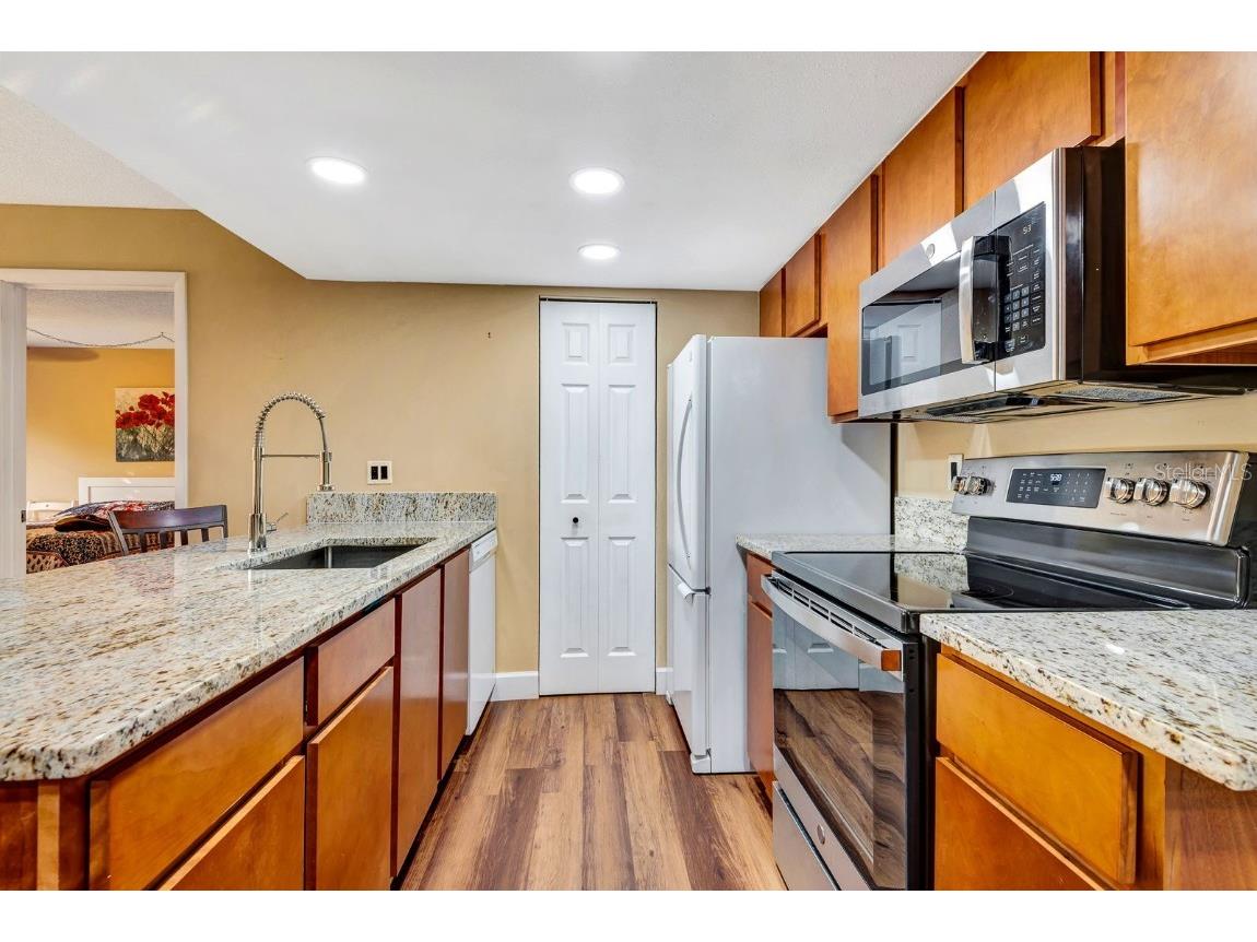 2721 72nd Street Court W Bradenton FL 34209 A4669768 image10