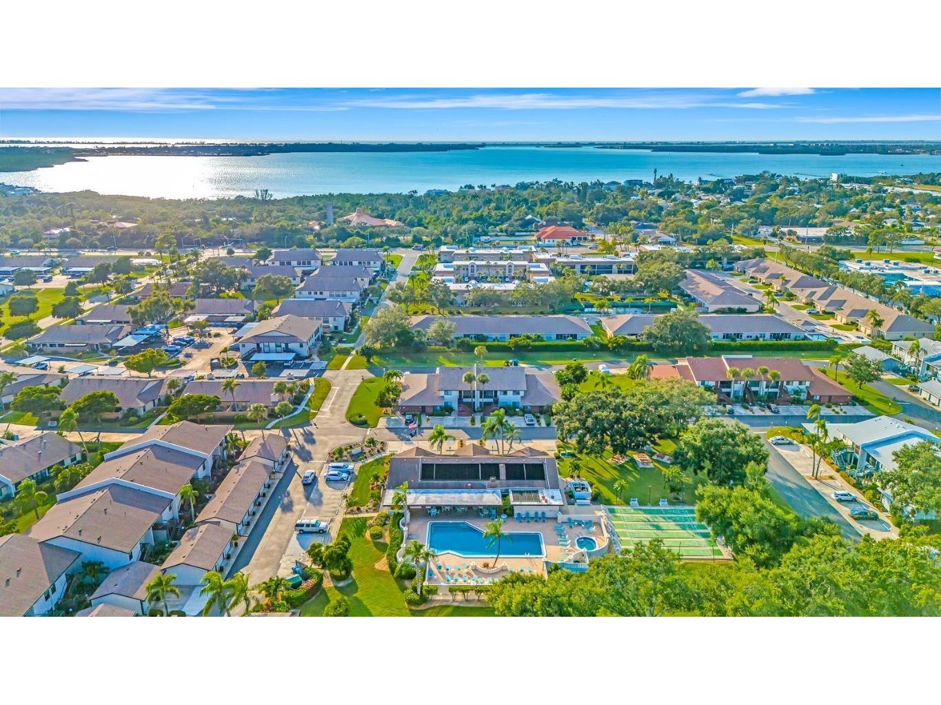 2721 72nd Street Court W Bradenton FL 34209 A4669768 image39