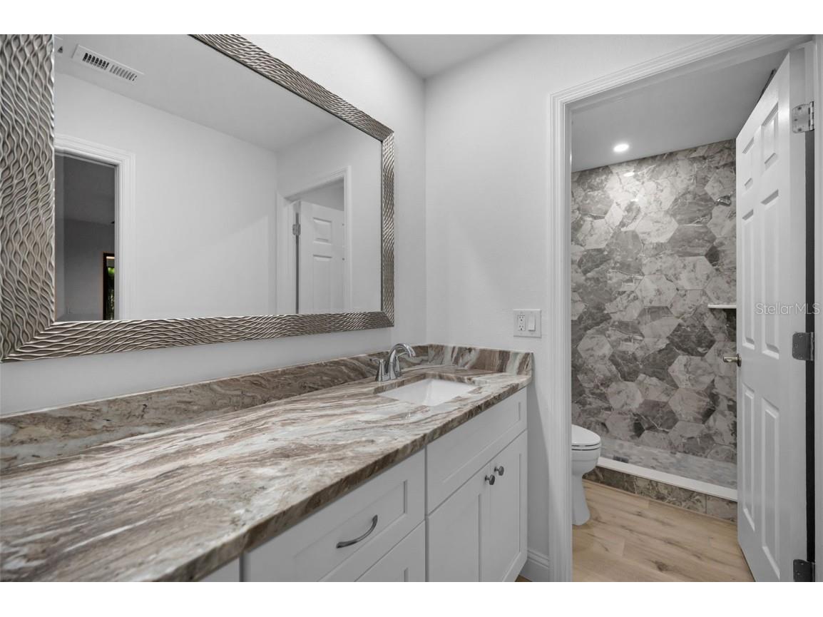 2721 Countryside Boulevard #105 Clearwater FL 33761 TB8429044 image28