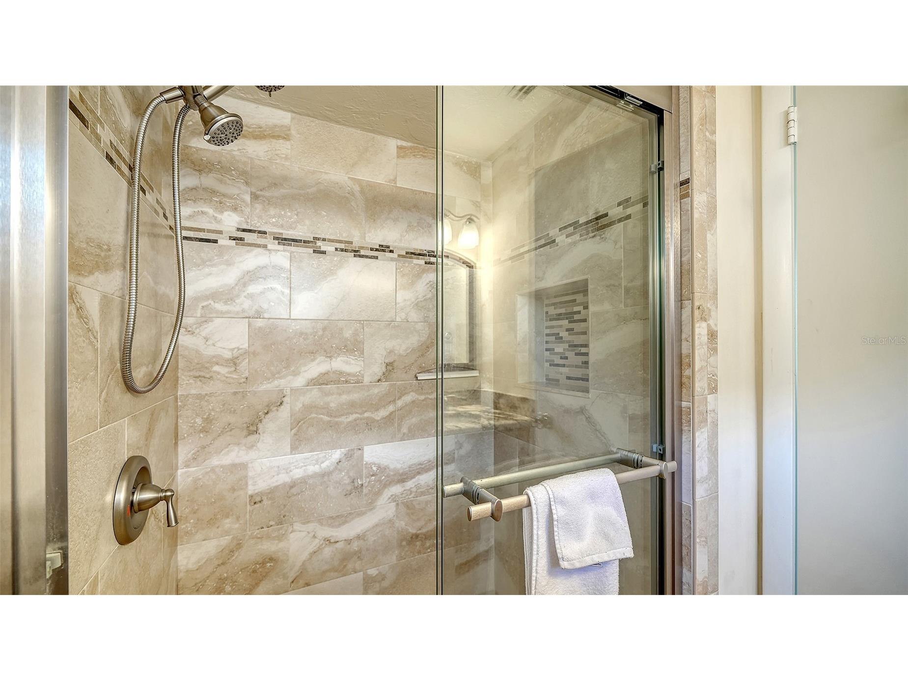 2721 Riverbluff Place #V-50 Sarasota FL 34231 A4683022 image20