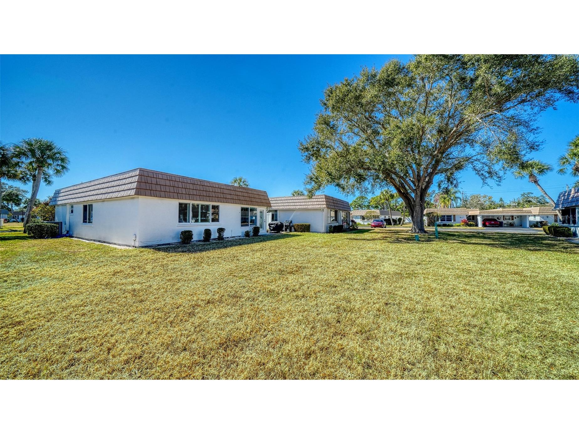 2721 Riverbluff Place #V-50 Sarasota FL 34231 A4683022 image28