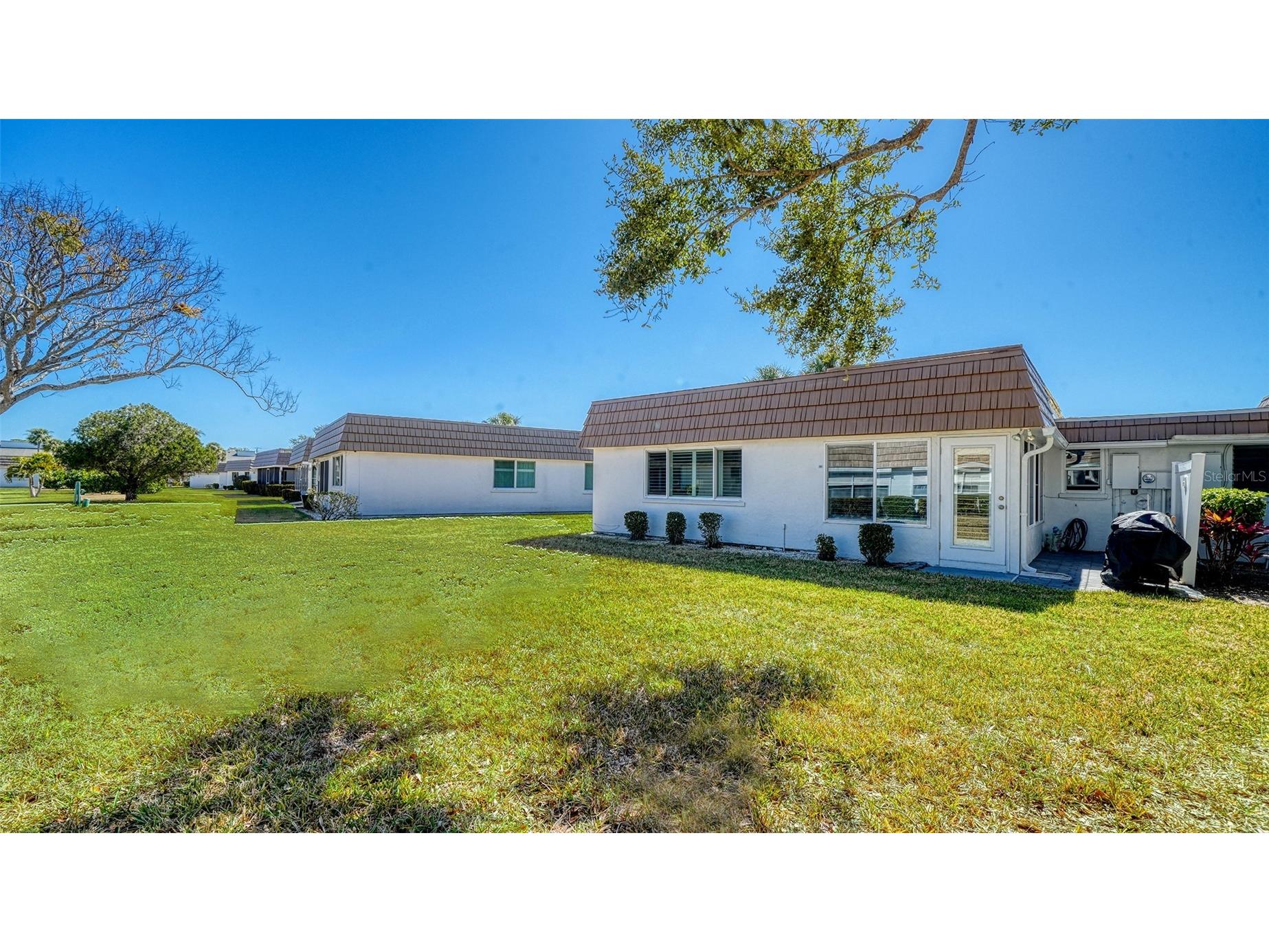 2721 Riverbluff Place #V-50 Sarasota FL 34231 A4683022 image29