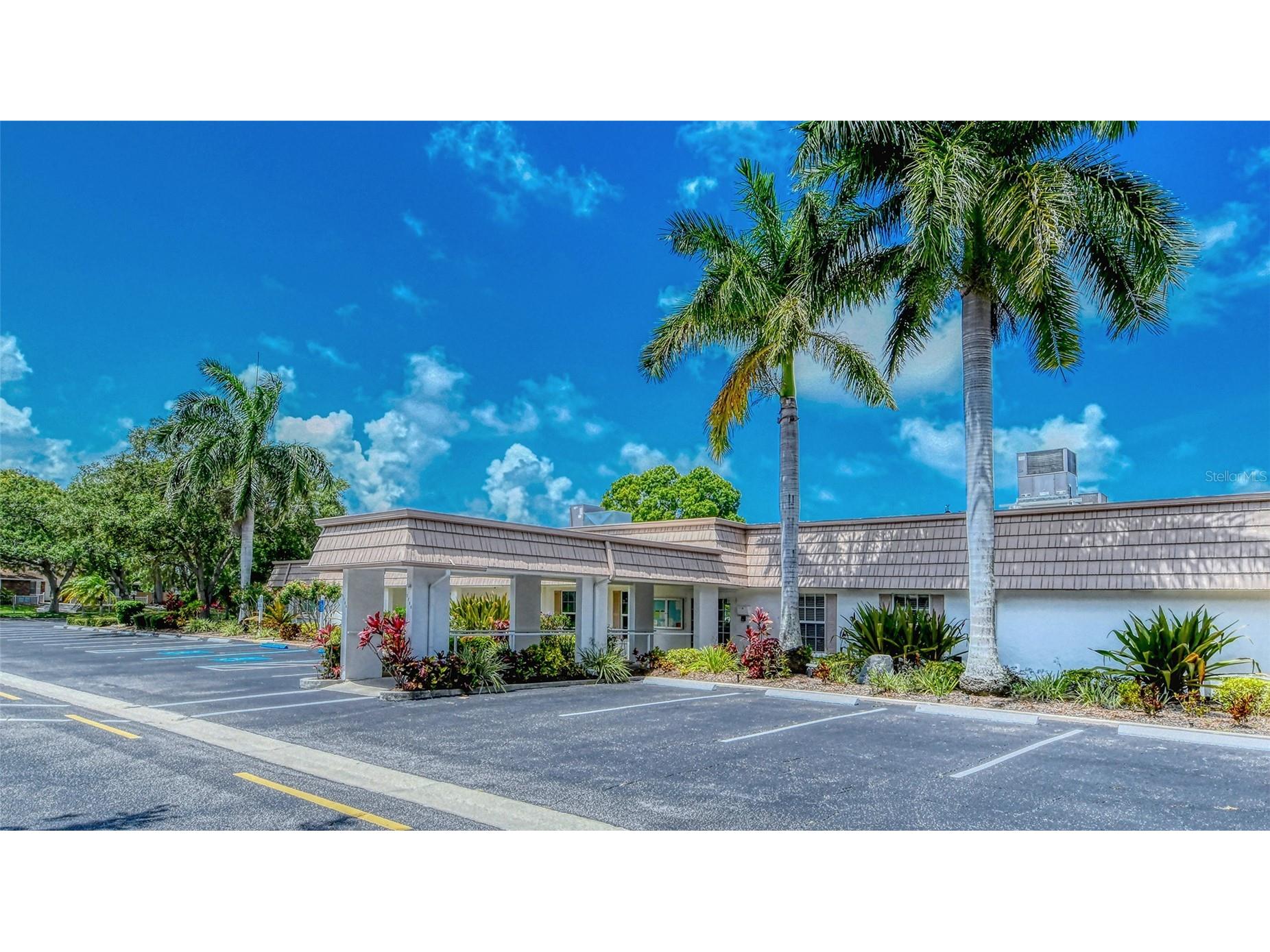 2721 Riverbluff Place #V-50 Sarasota FL 34231 A4683022 image34