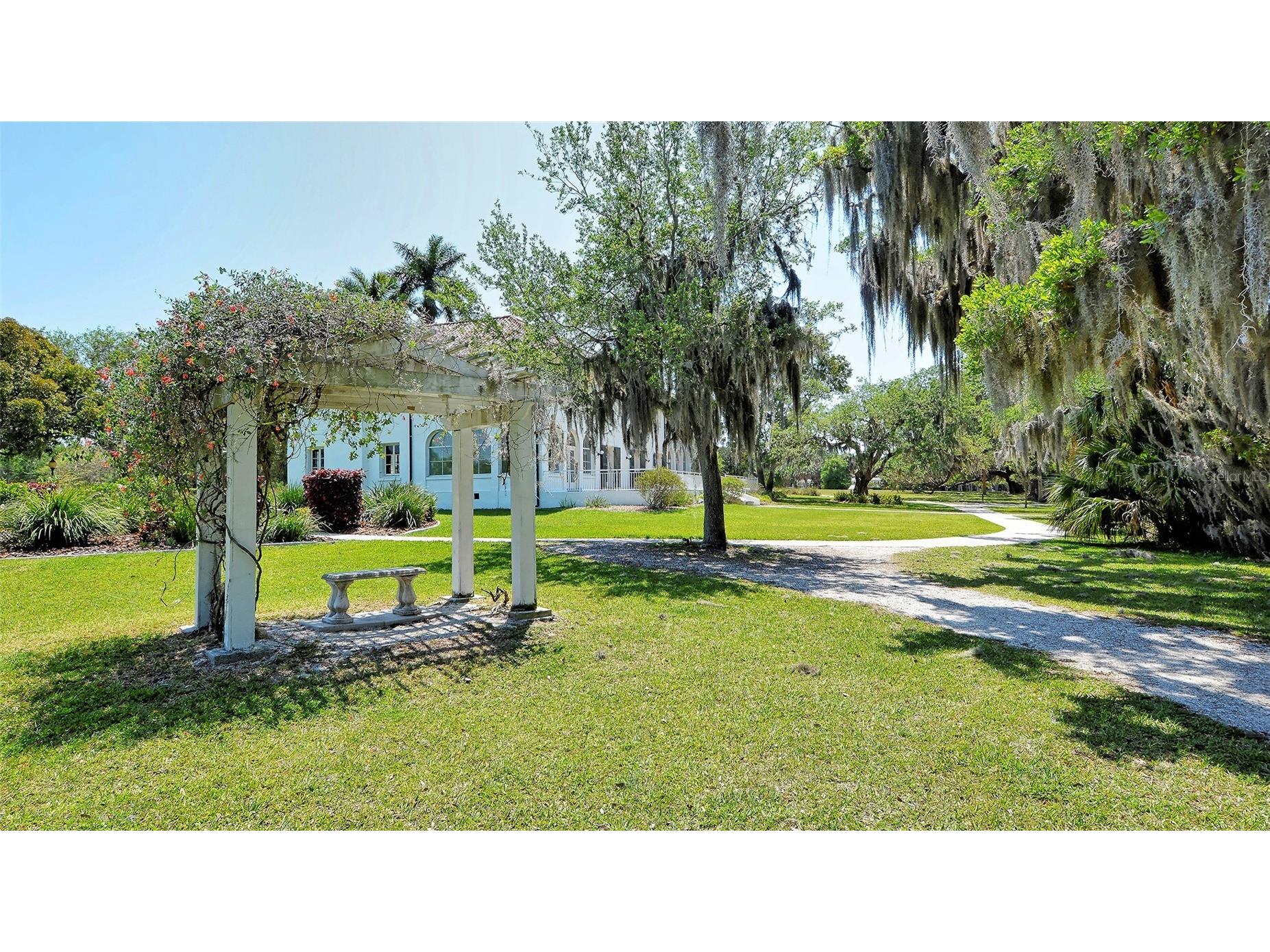 2721 Riverbluff Place #V-50 Sarasota FL 34231 A4683022 image54