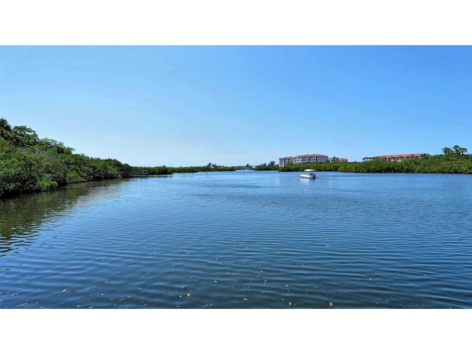 2721 Riverbluff Place #V-50 Sarasota FL 34231 A4683022 image59