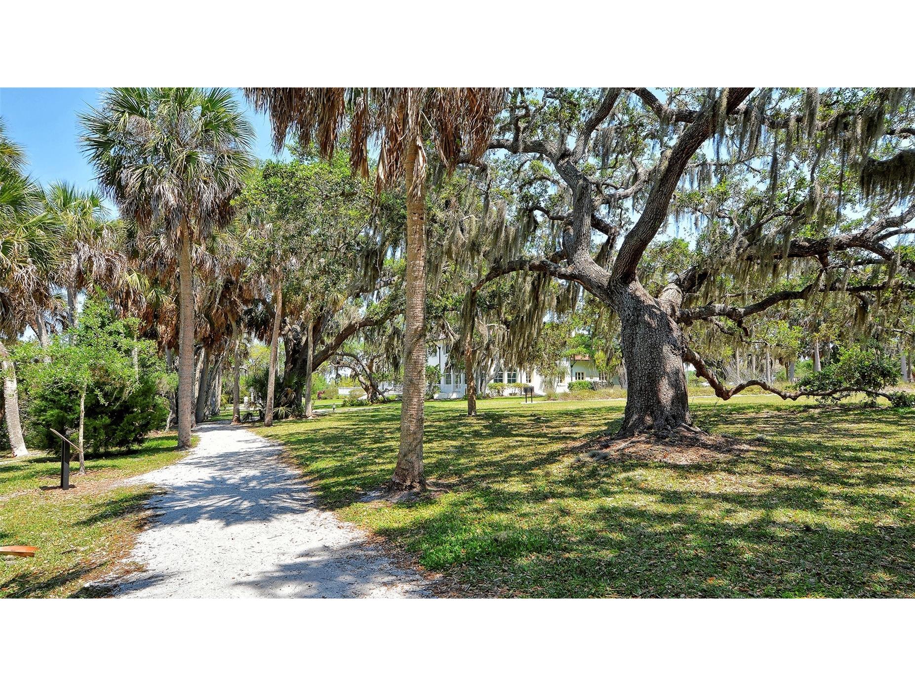 2721 Riverbluff Place #V-50 Sarasota FL 34231 A4683022 image61