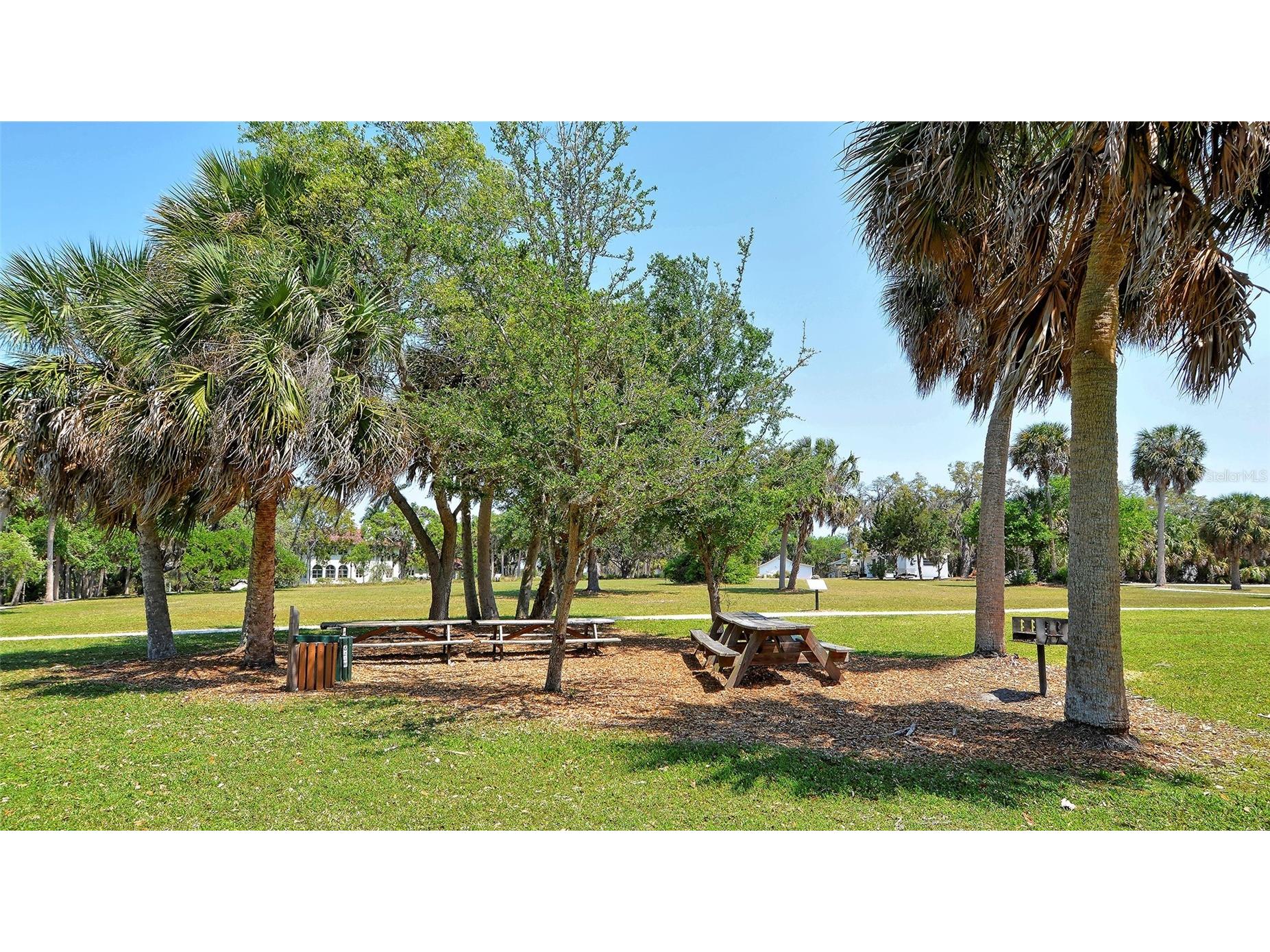 2721 Riverbluff Place #V-50 Sarasota FL 34231 A4683022 image63