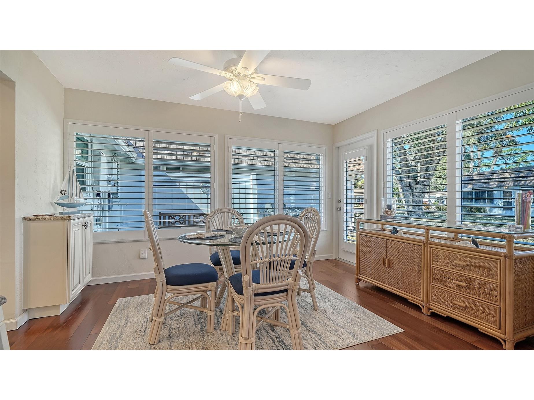 2721 Riverbluff Place #V-50 Sarasota FL 34231 A4683022 image9