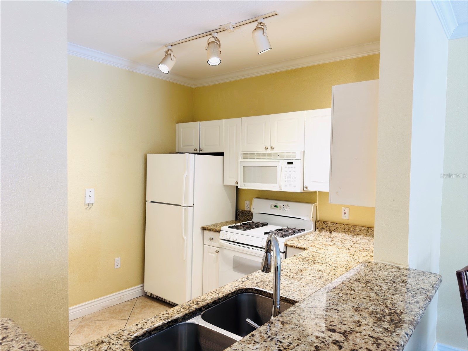 2721 Via Murano #324 Clearwater FL 33764 - OLD TAMPA BAY TB8516734 image11
