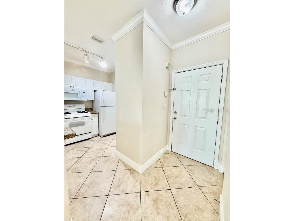 2721 Via Murano #335 Clearwater FL 33764 TB8450054 image3