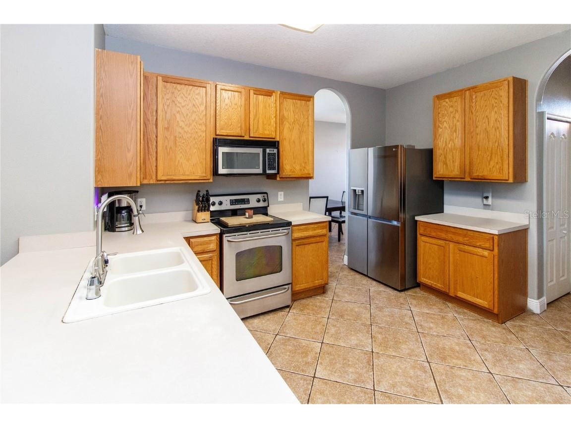 27211 Liriope Court Wesley Chapel FL 33544 W7880848 image9