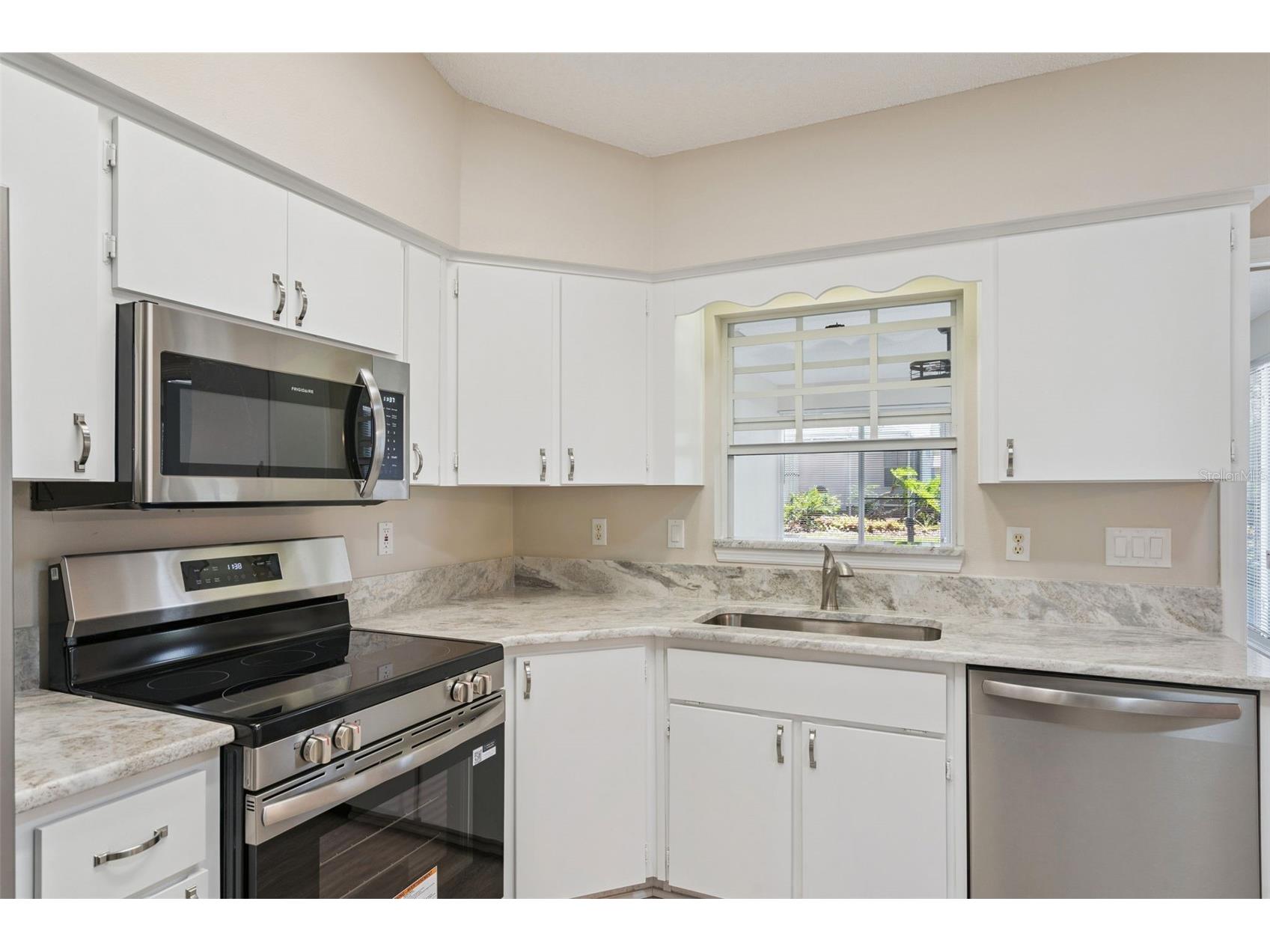 27211 Racquet Circle Leesburg FL 34748 G5111973 image13