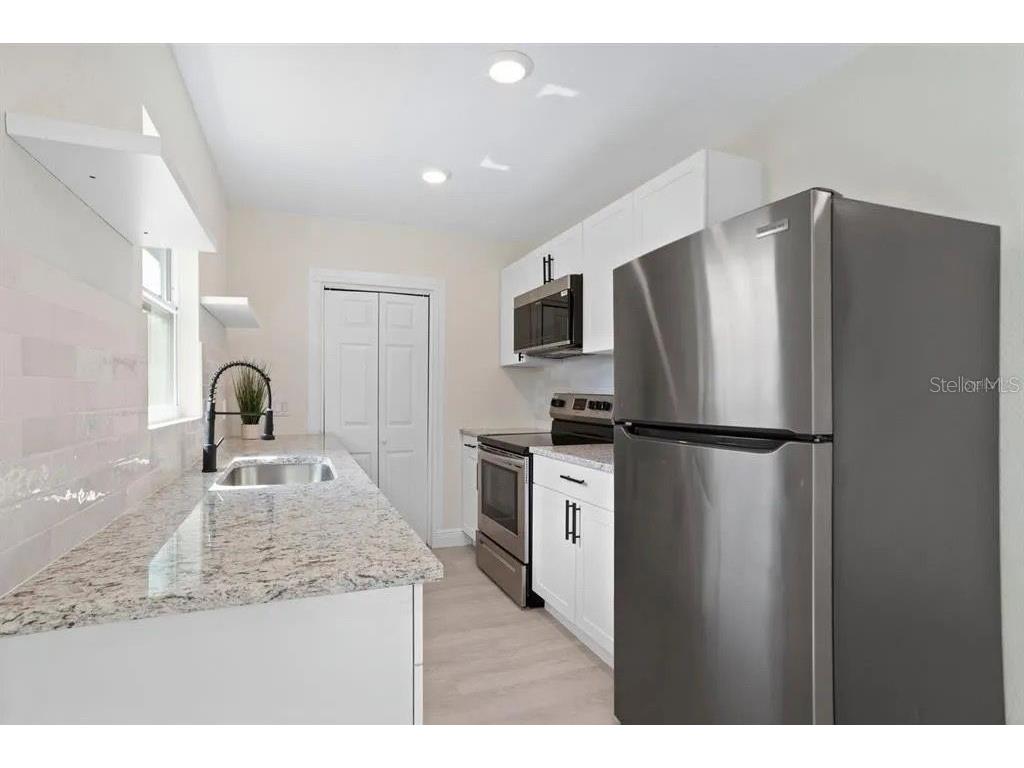 2722 14th Avenue S Saint Petersburg FL 33712 TB8443916 image35