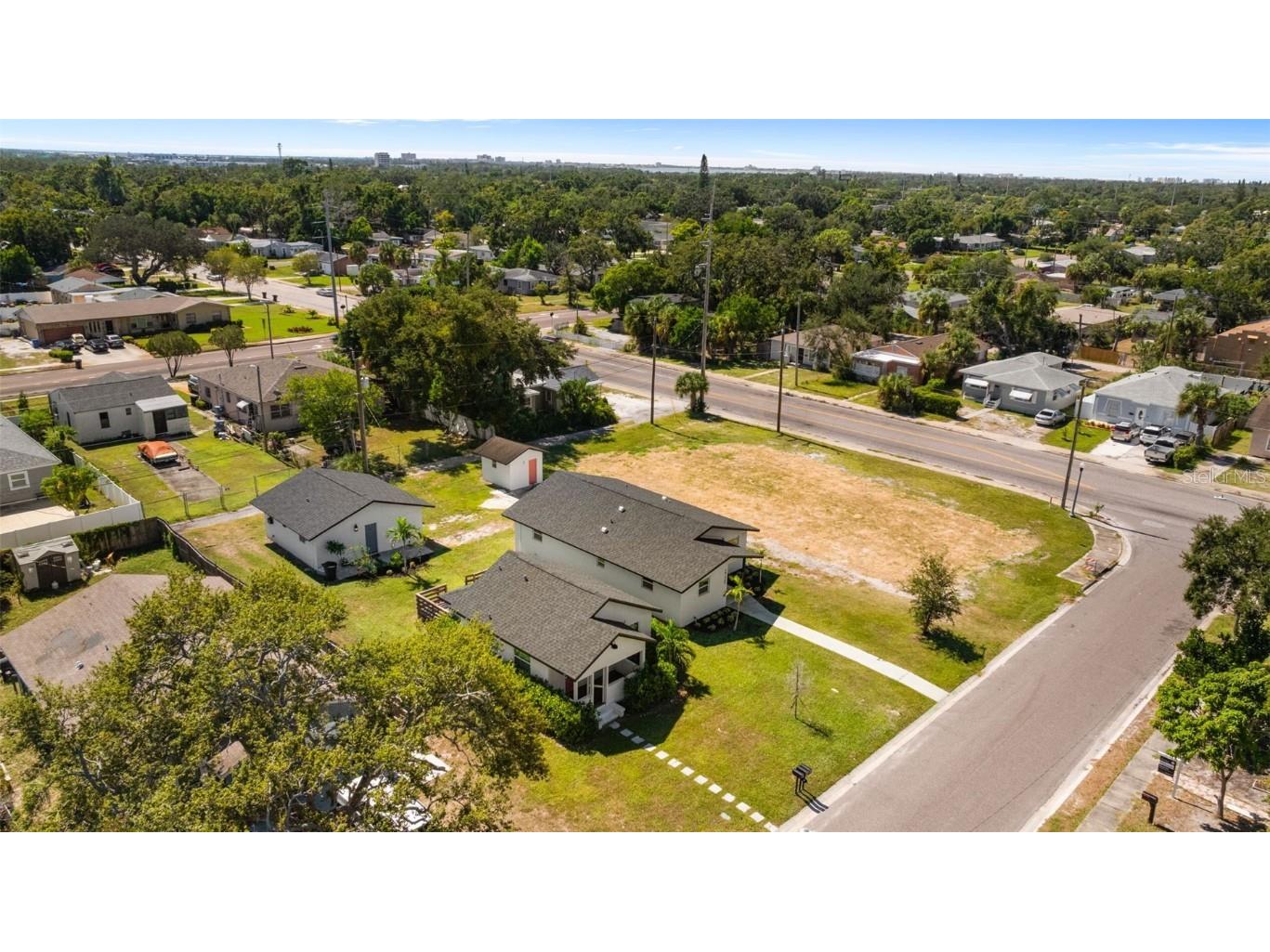 2722 14th Avenue S Saint Petersburg FL 33712 TB8443916 image52