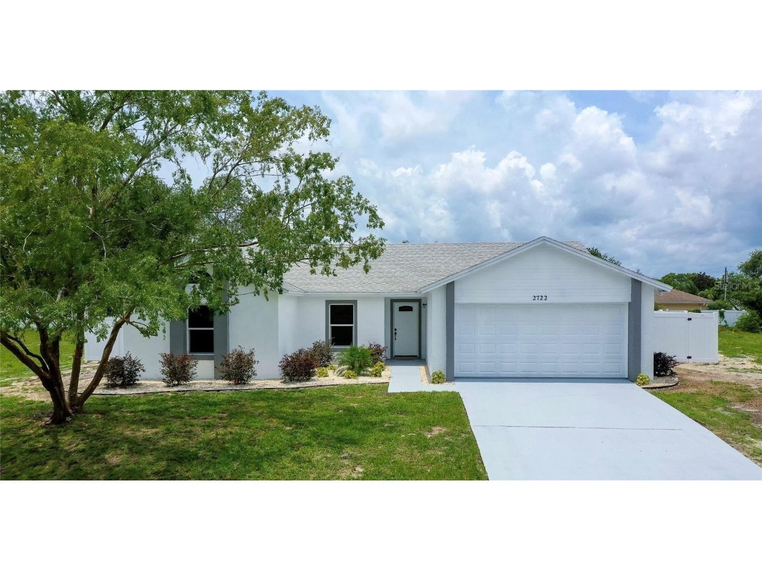 2722 Deep Creek Avenue Deltona FL 32725 V4930829 image1