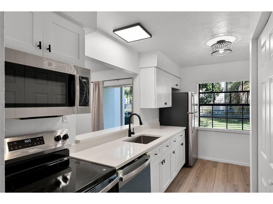 2722 Graduate Court Orlando FL 32826 O6342129 image10