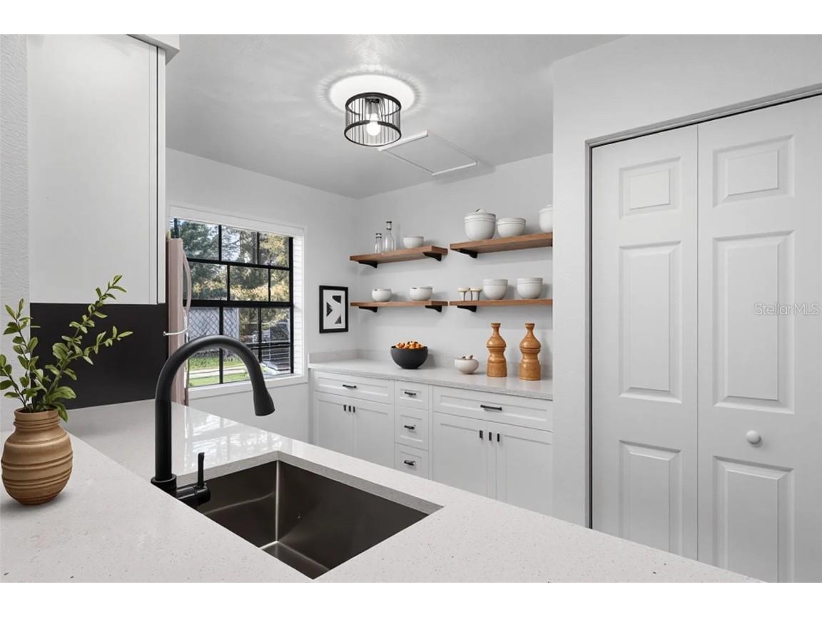 2722 Graduate Court Orlando FL 32826 O6342129 image12