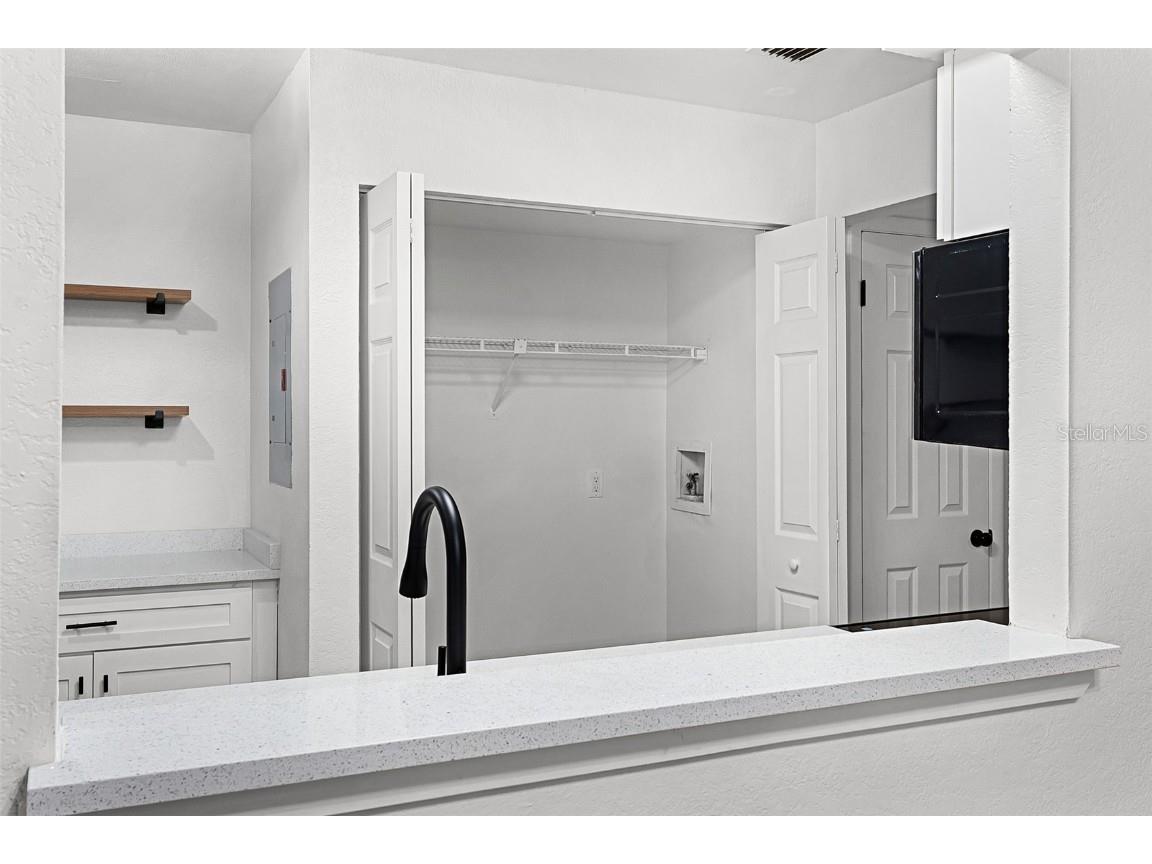 2722 Graduate Court Orlando FL 32826 O6342129 image14