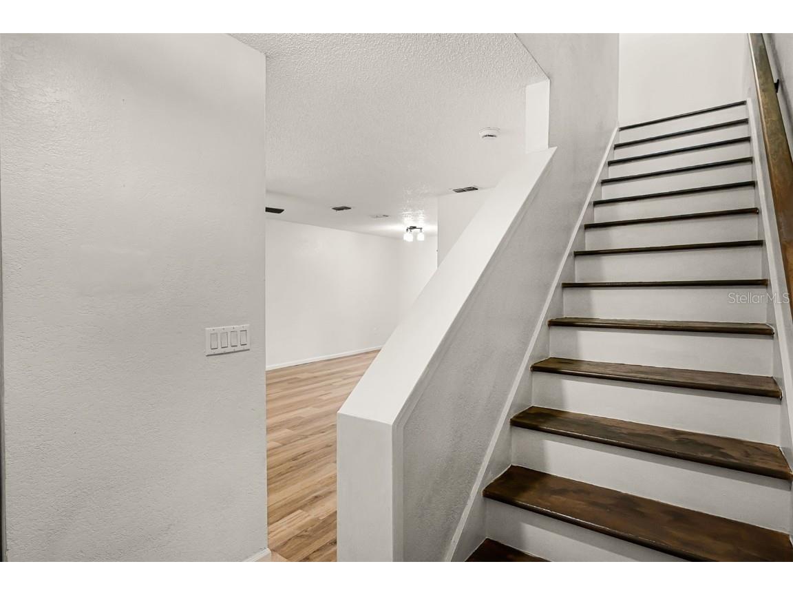 2722 Graduate Court Orlando FL 32826 O6342129 image5