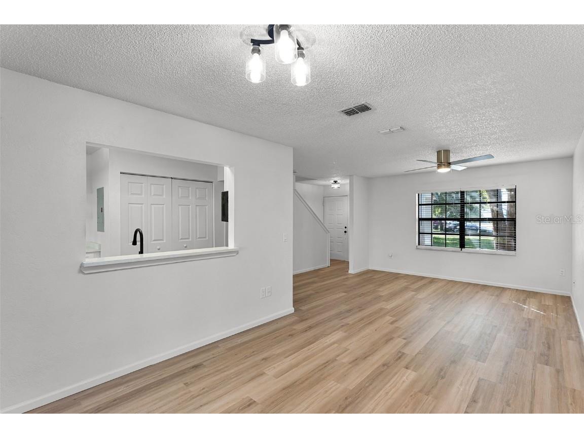 2722 Graduate Court Orlando FL 32826 O6342129 image9